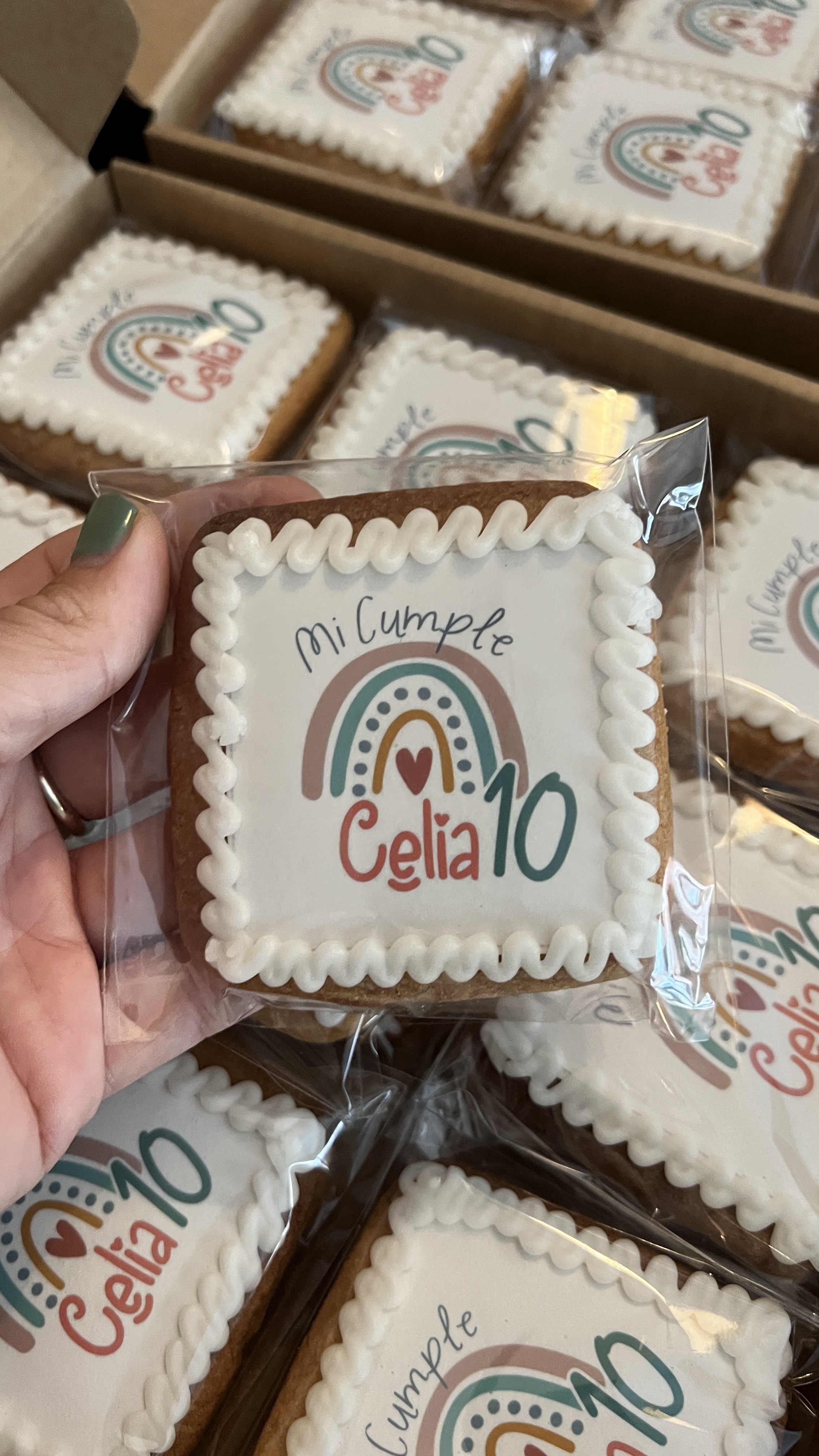 Galletas cumpleaños arcoíris
