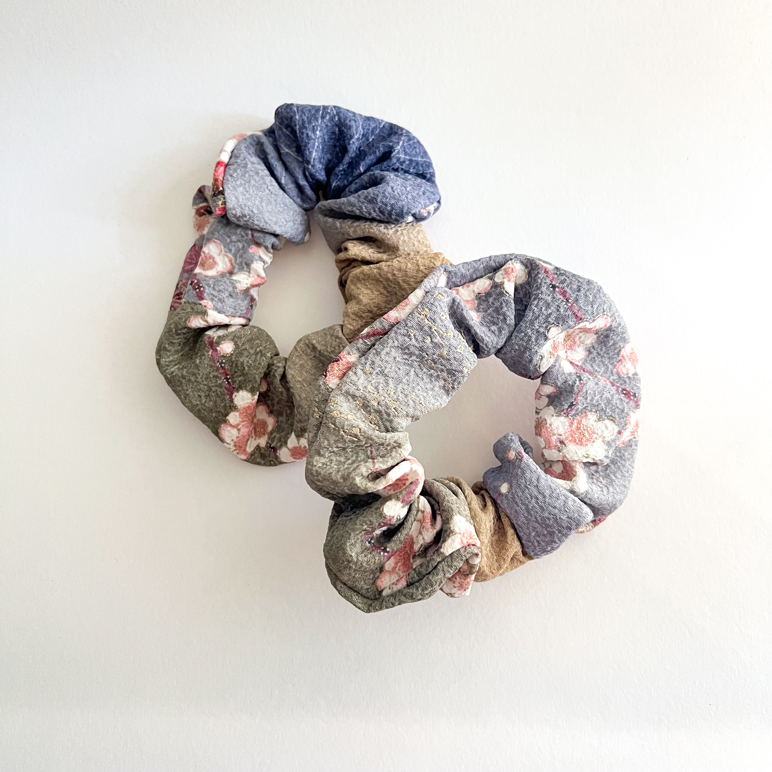 1 x Blue-Green Blossom Crepe Silk Scrunchie