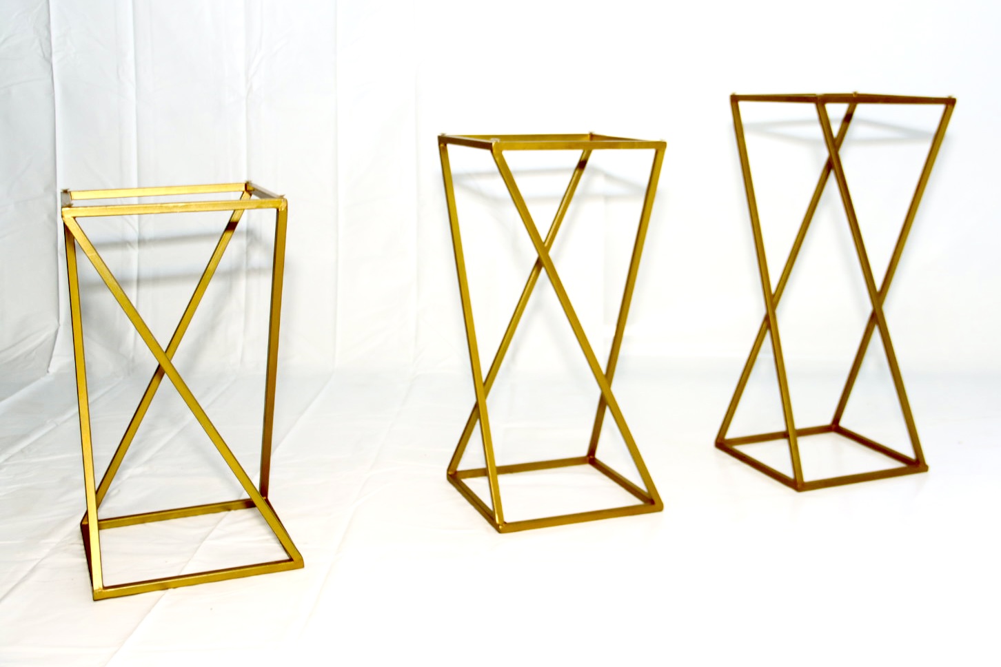 Gold Cake Tables (Various Sizes)