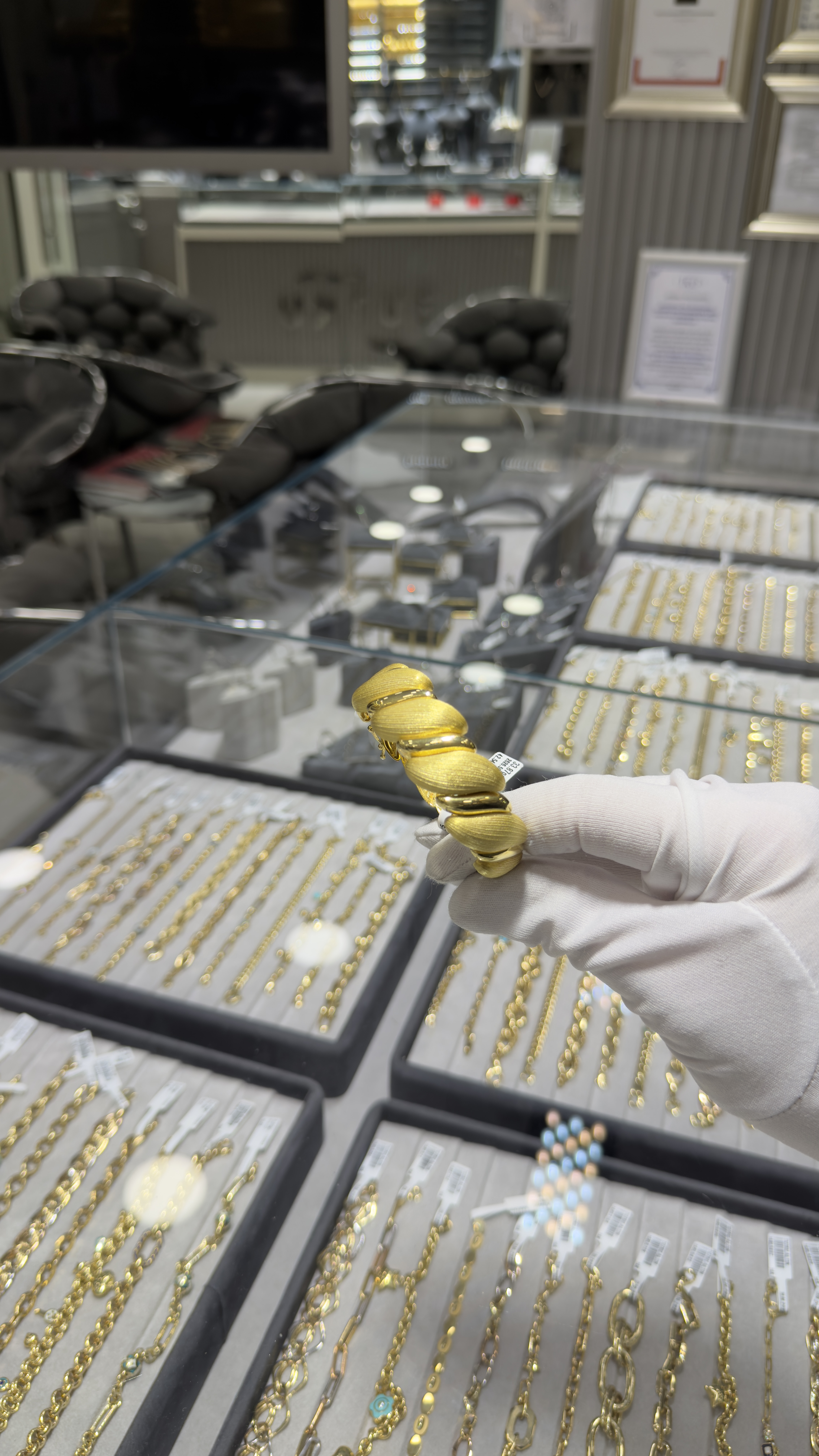 Katmanlı Tasarım Kelepçe