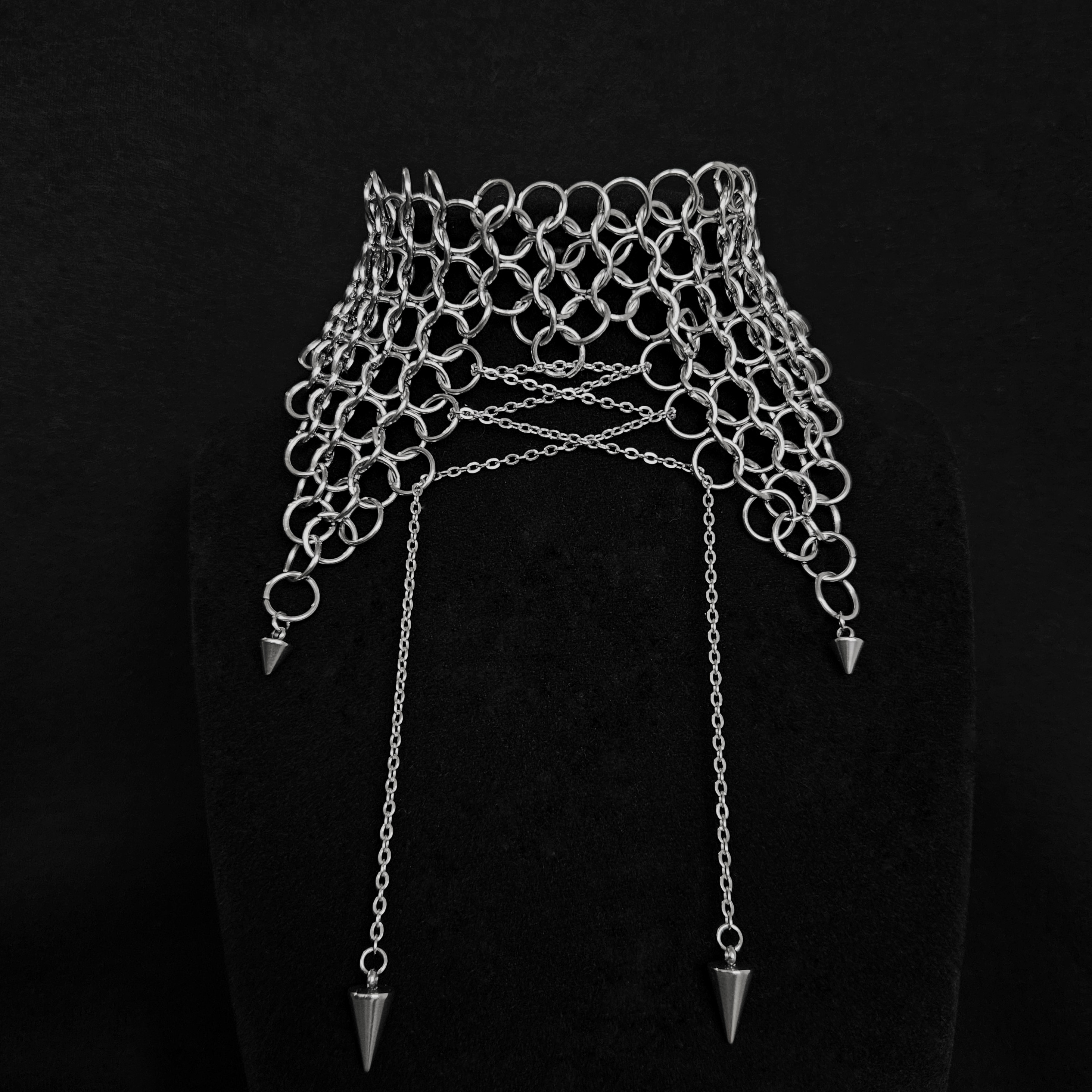 Choker ARMOUR SPIKE 