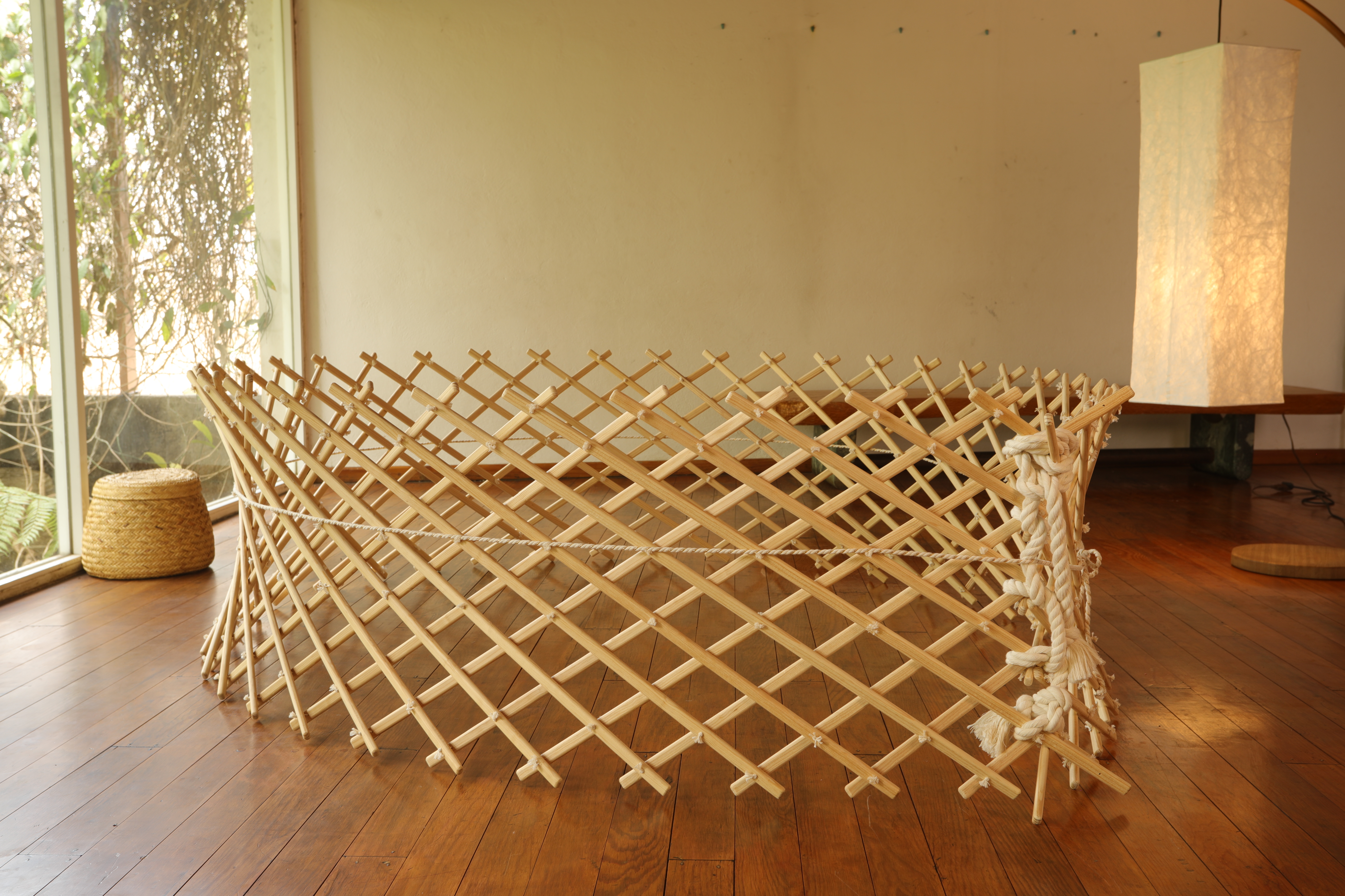 Pared de  Yurta infantil y corralito