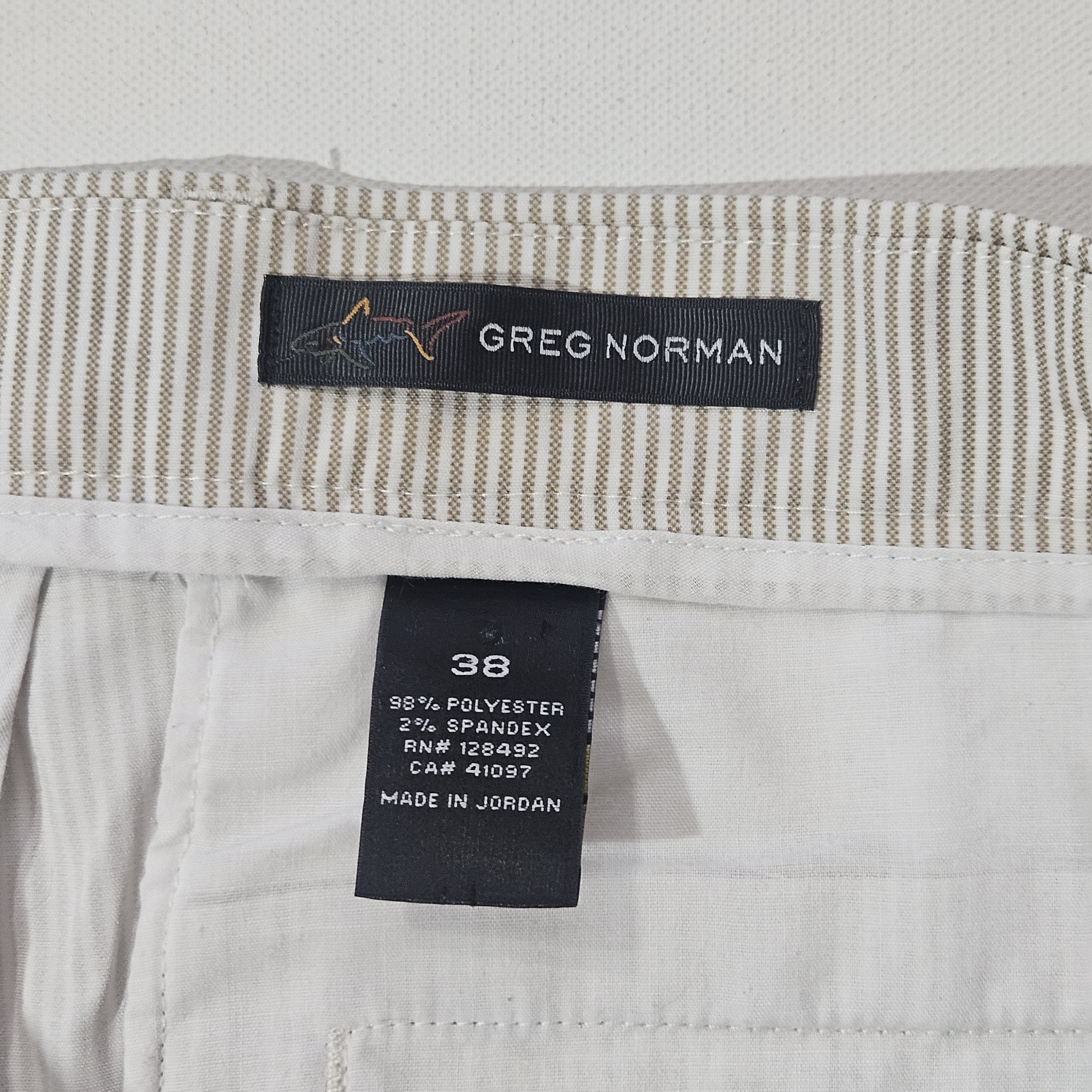 Greg Norman Shorts Mens 38 Beige Striped Chino Polyester Spandex Pockets