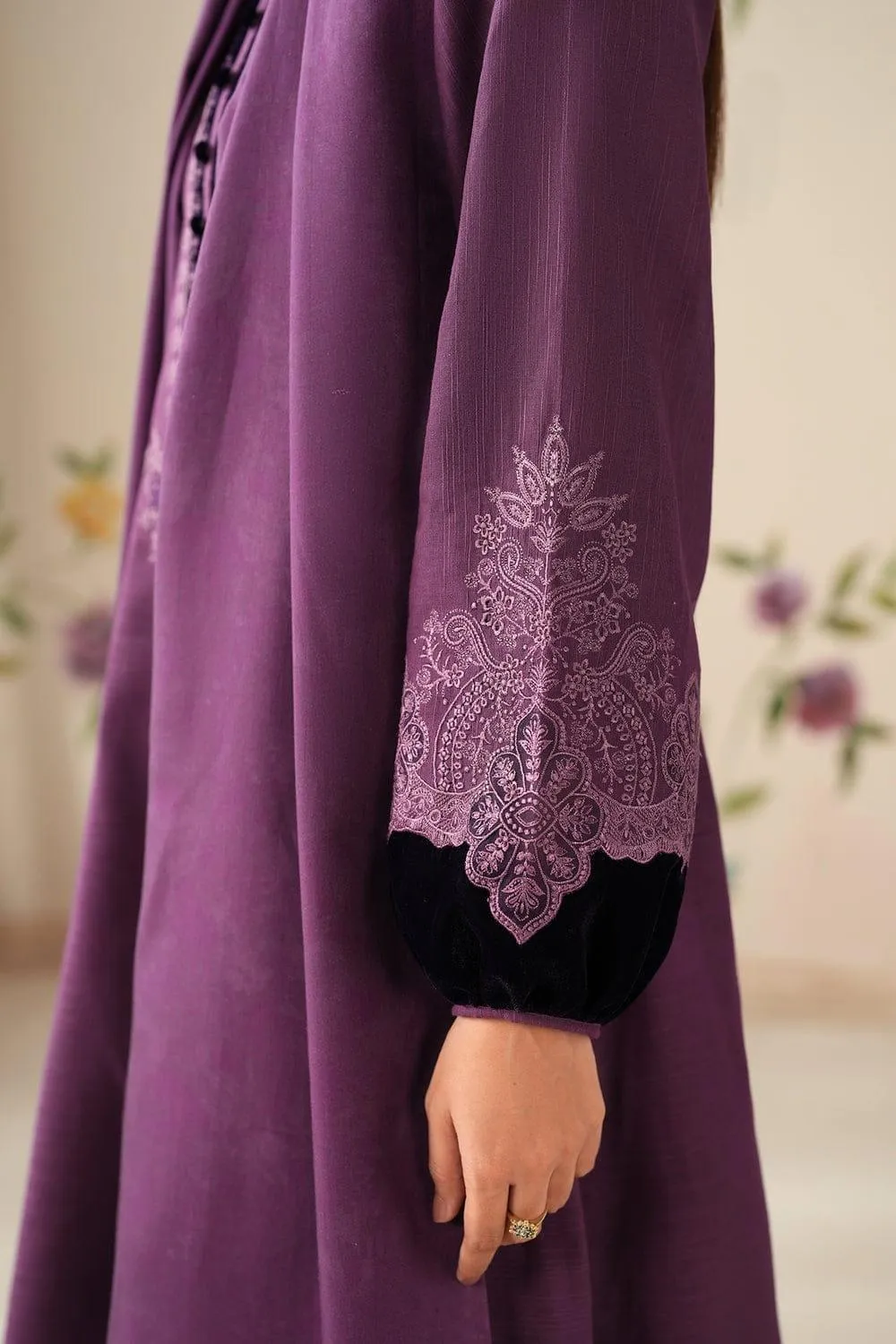 Elegant Purple Embroidered Kurta Set