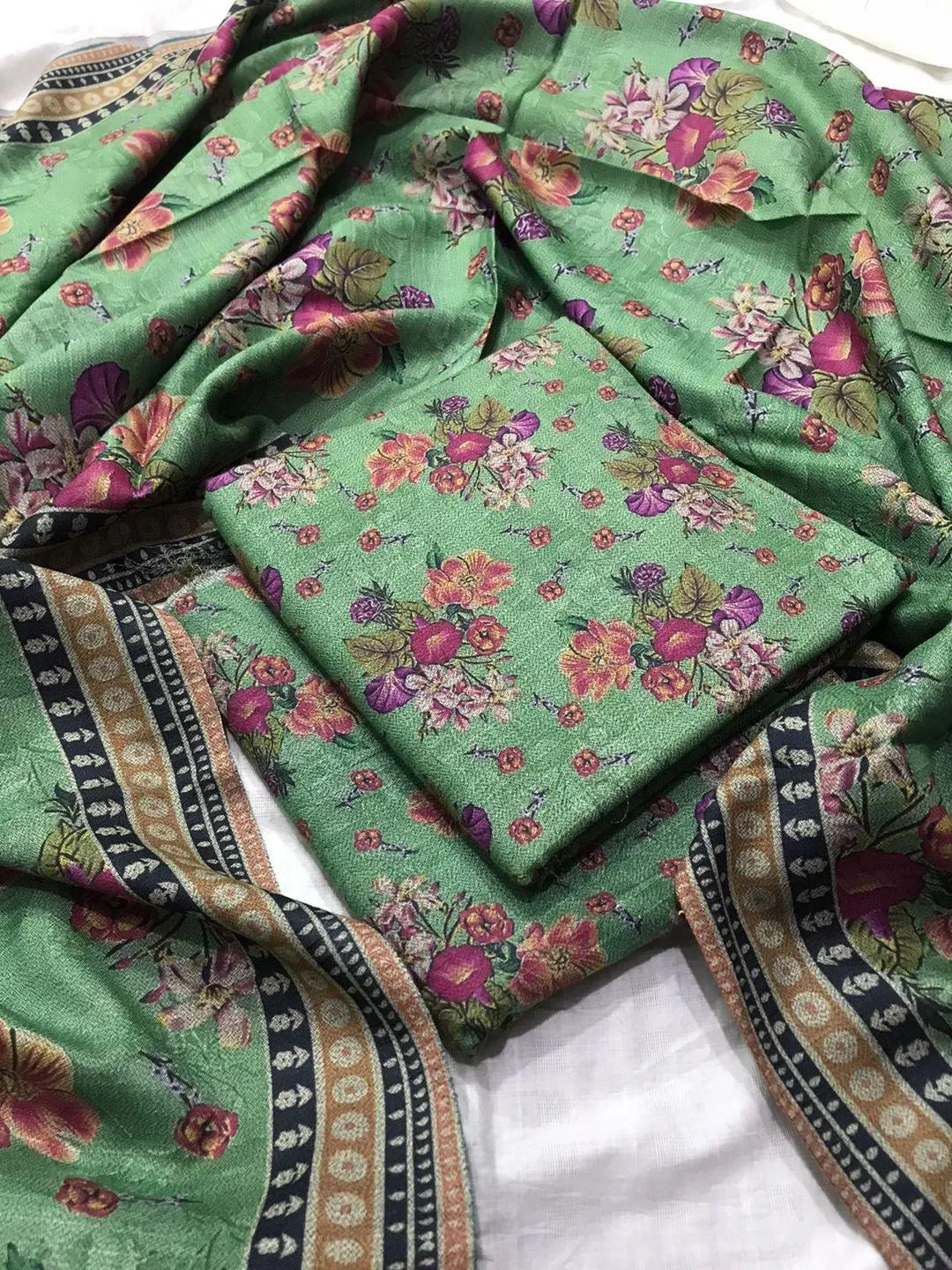 Floral Green Printed Fabric Set