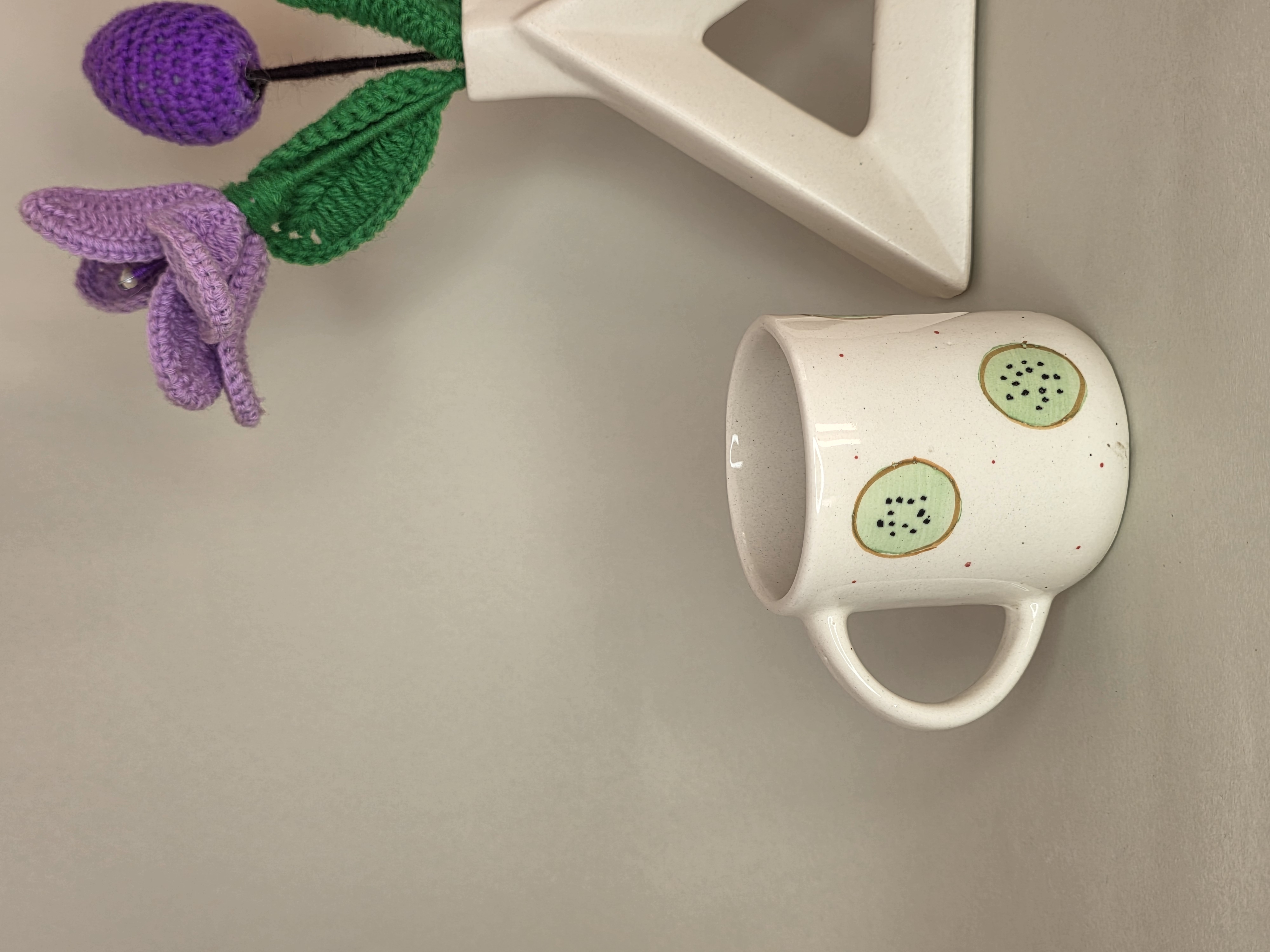 Kiwi Print Ceramic Mugs