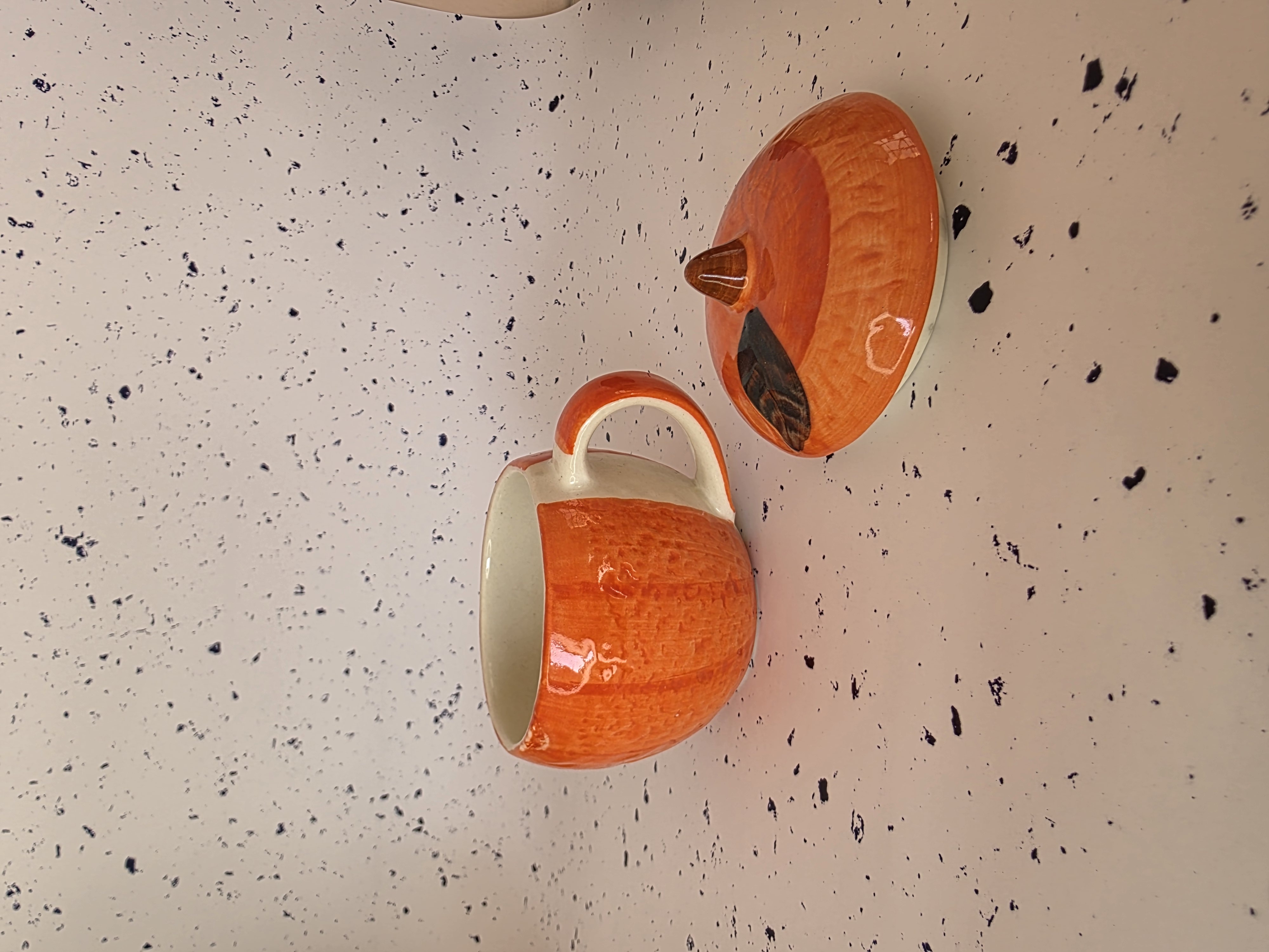 Pumpkin-Shaped Ceramic Mug Set
