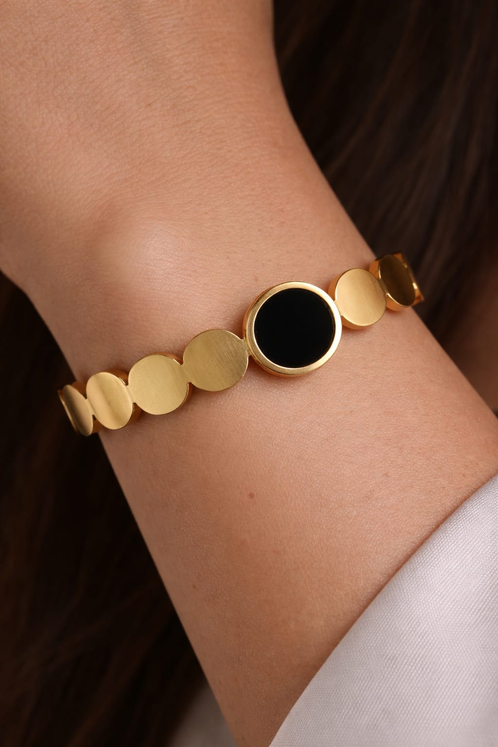 Gold Circle Bracelet
