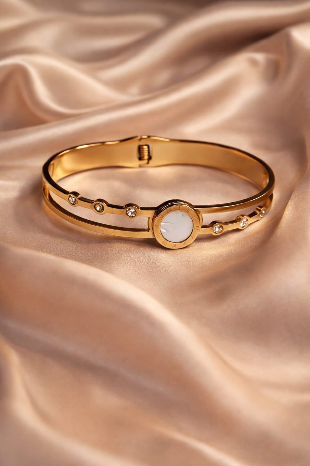 Elegant Gold-Plated Bracelet