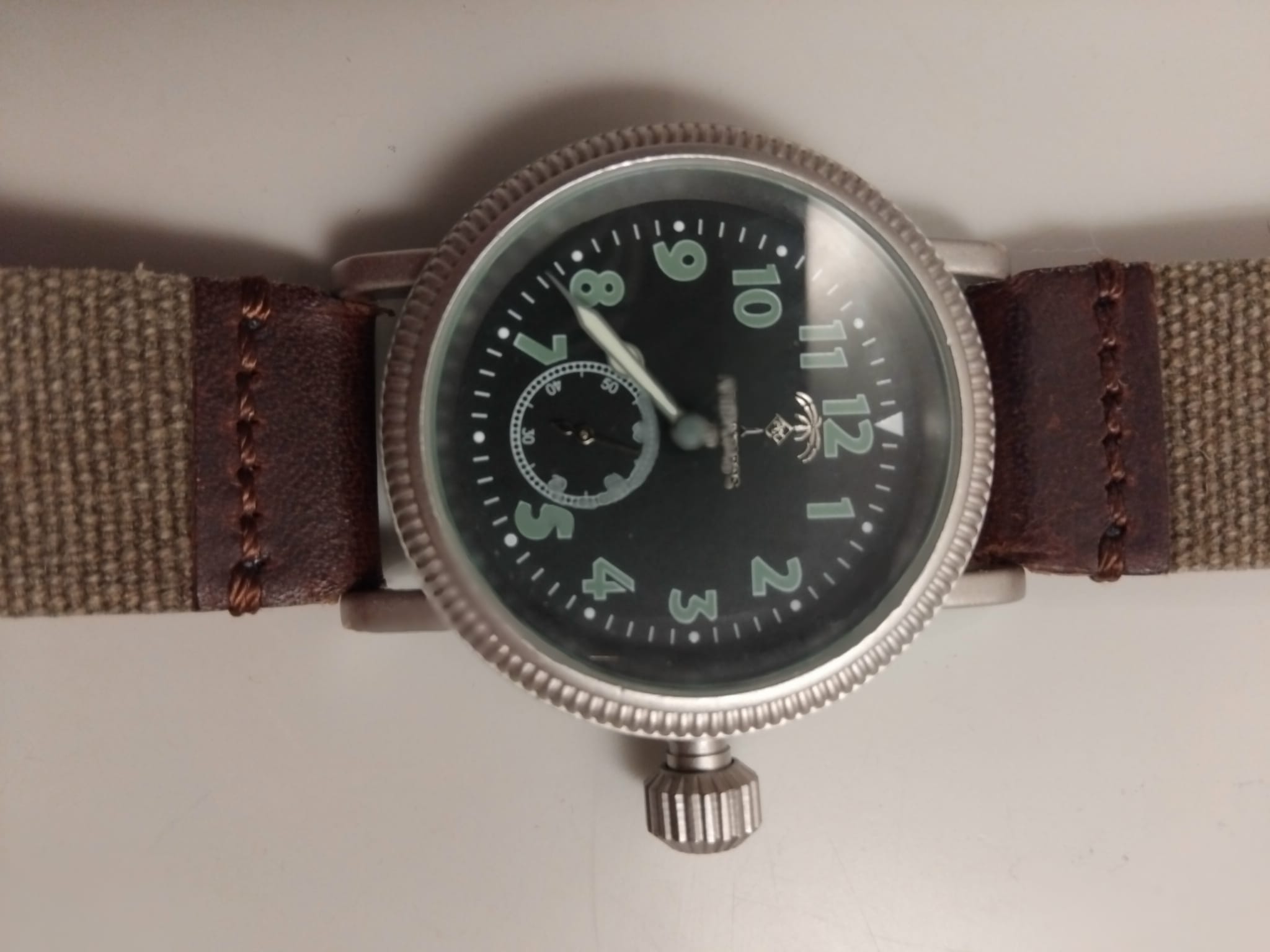 Reloj AK.CO 39 Negro / Cuero Marrón y Kaki 41mm