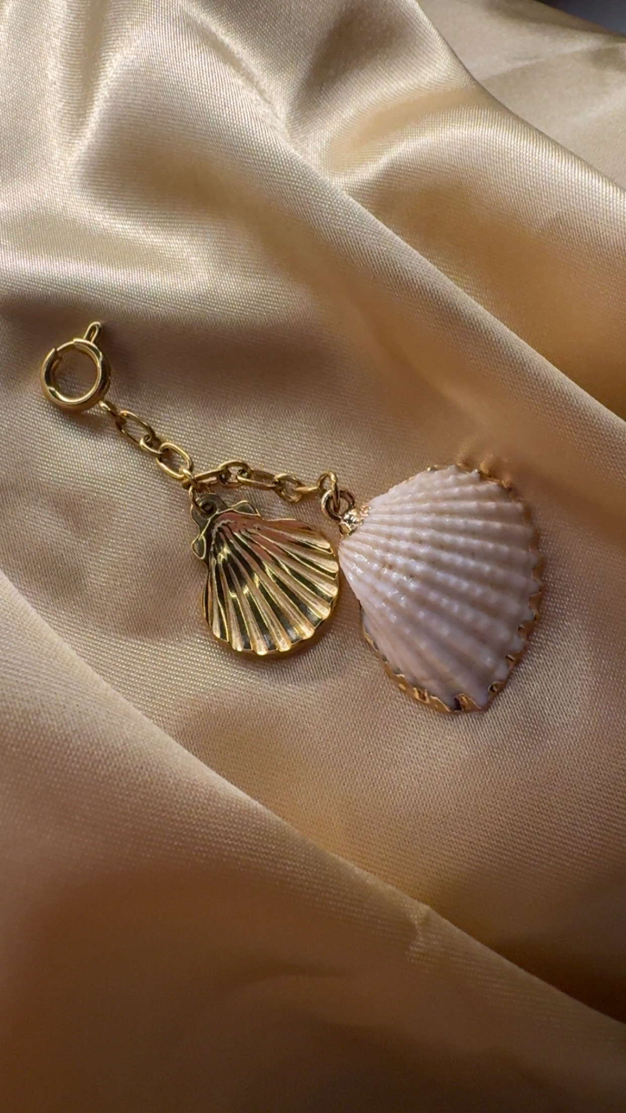 Charm de maillot Oréa