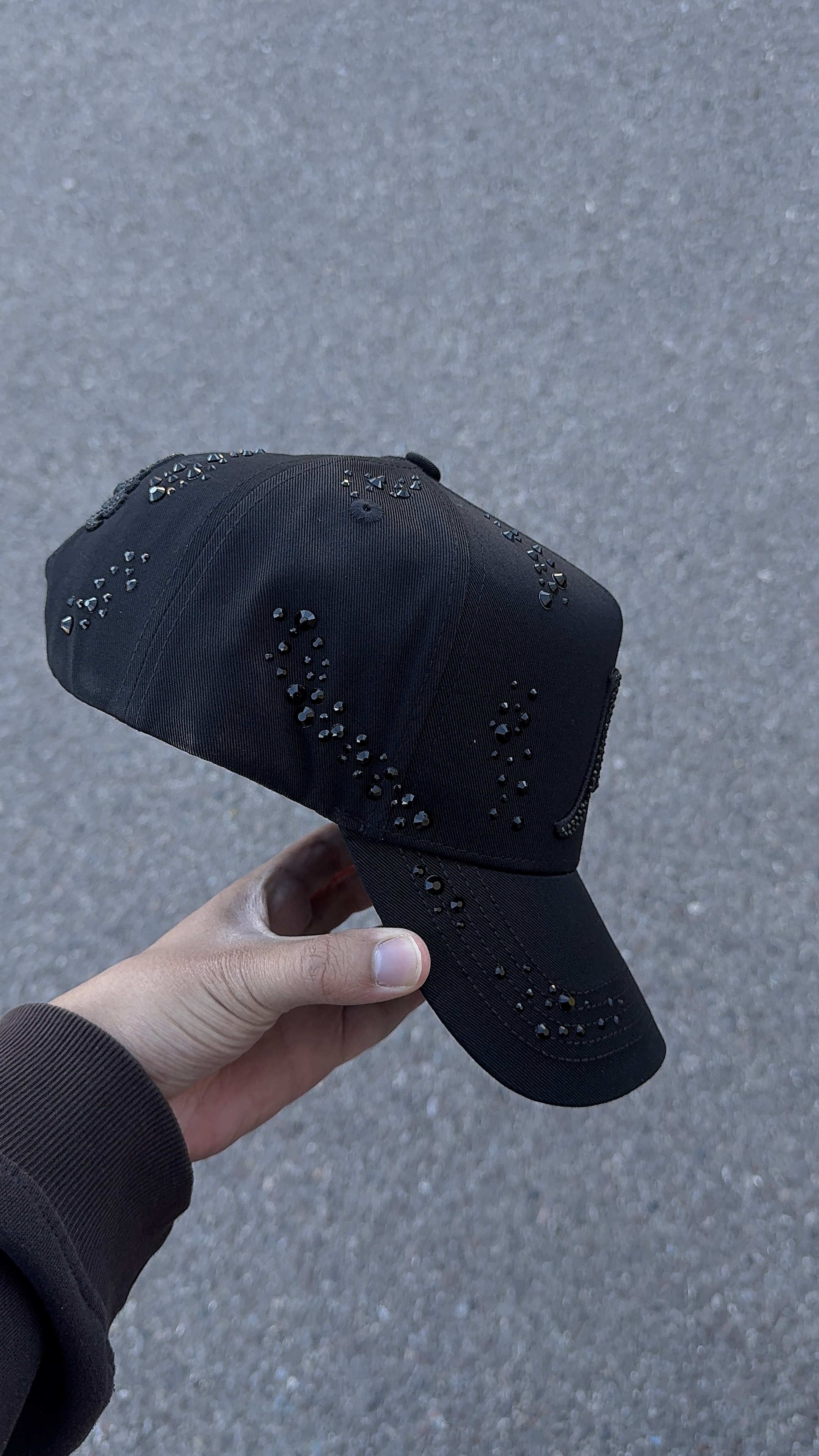 31 Hats Mago Total Black 