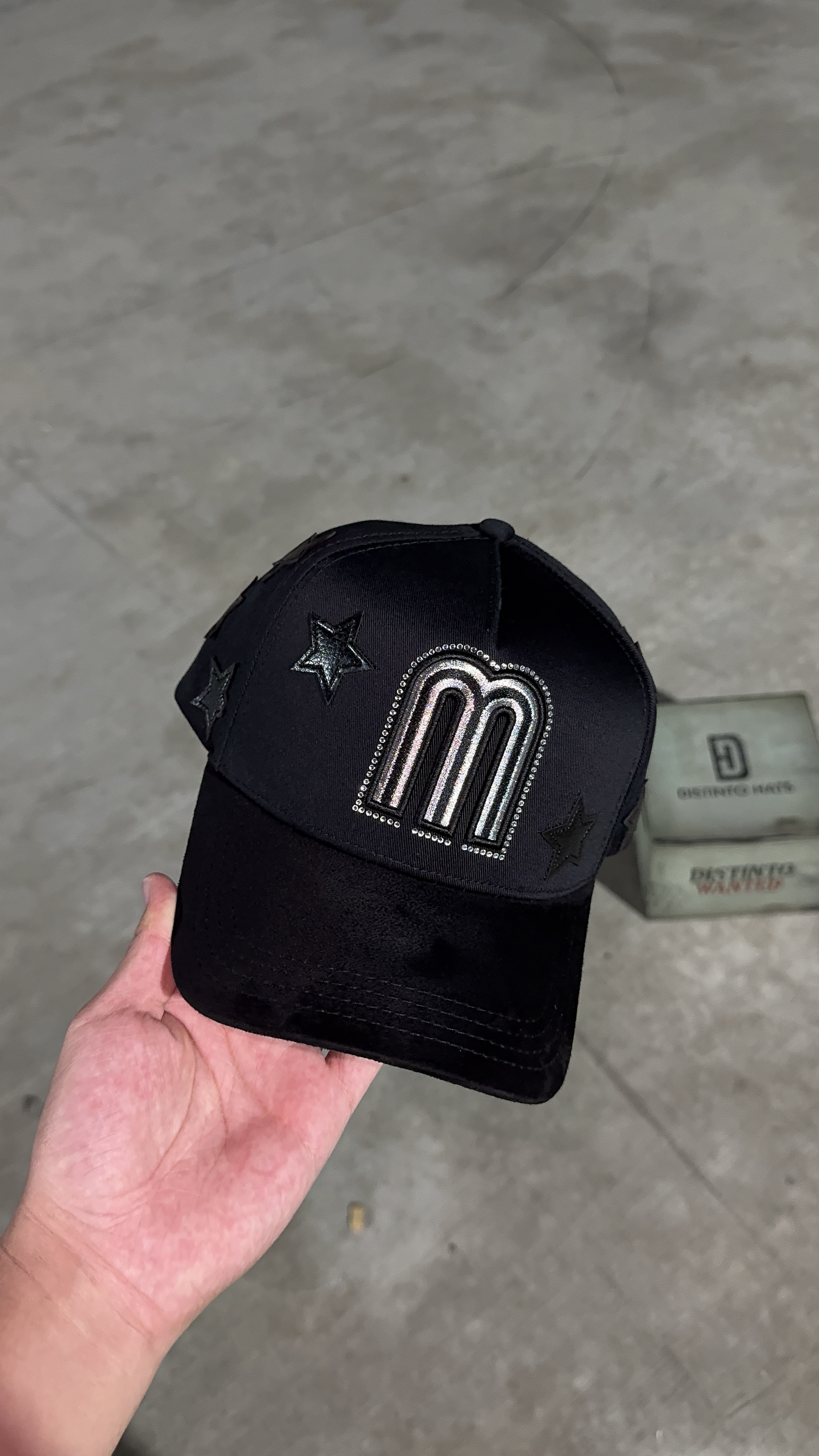 "M" Stars Distinto Hats Full Set