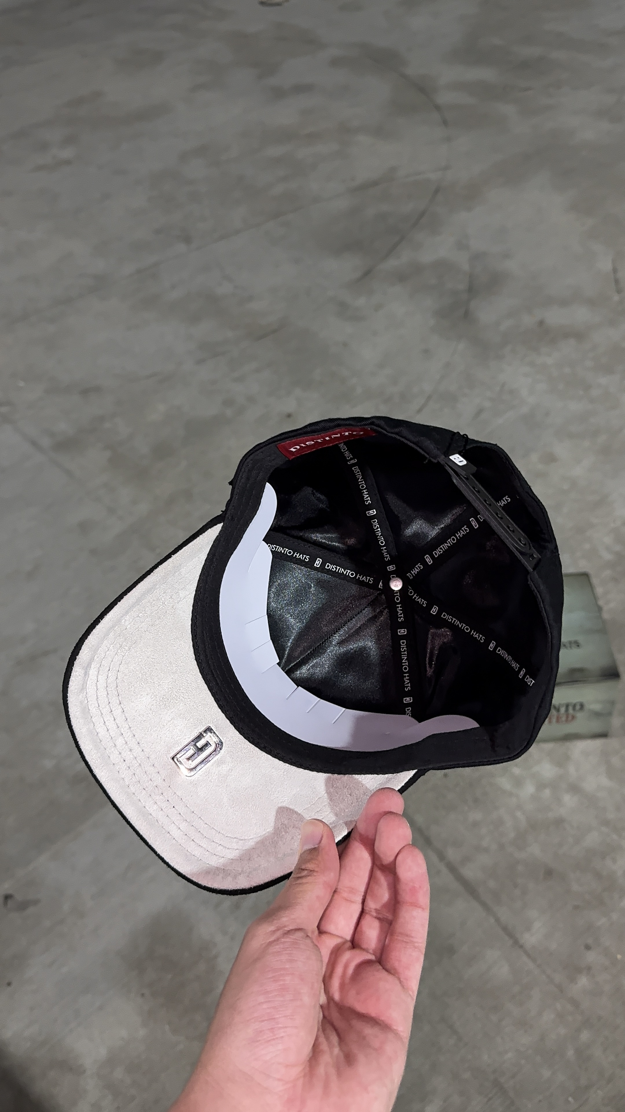 "M" Stars Distinto Hats Full Set 