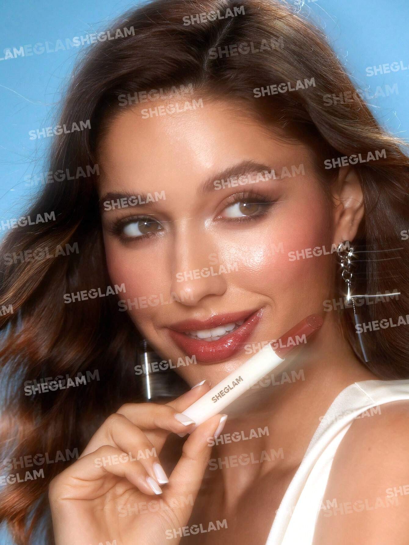 Pout-Perfect Shimmer Lip Plumper-Sepia Kiss