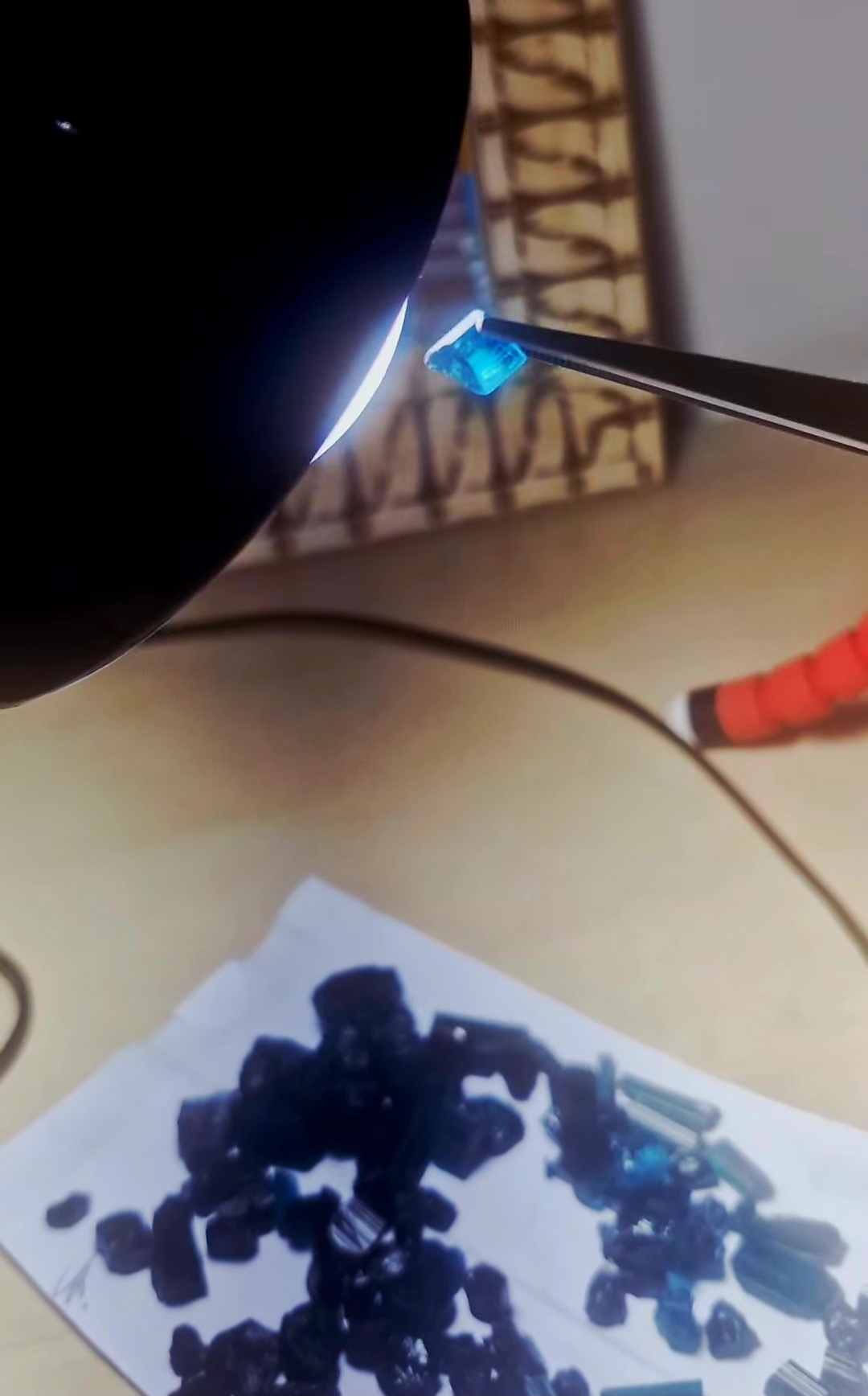 Turmalina Paraíba bruta