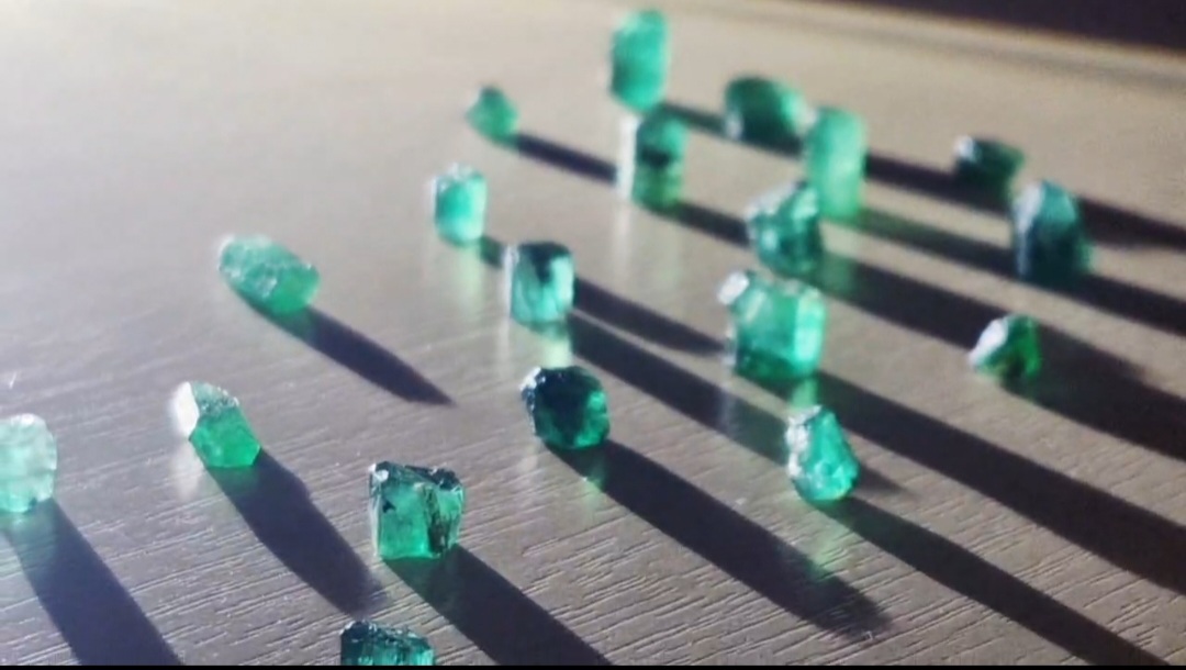 Pedras de esmeralda