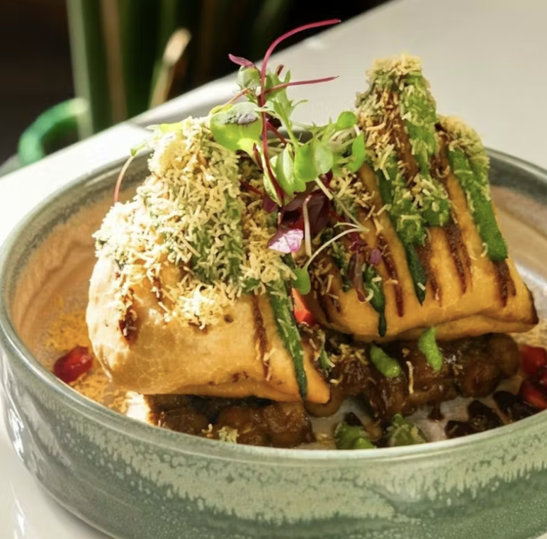 VEGETABLE SAMOSAS (V)