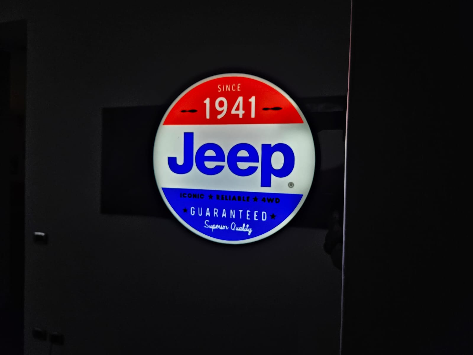 Insegna luminosa Jeep