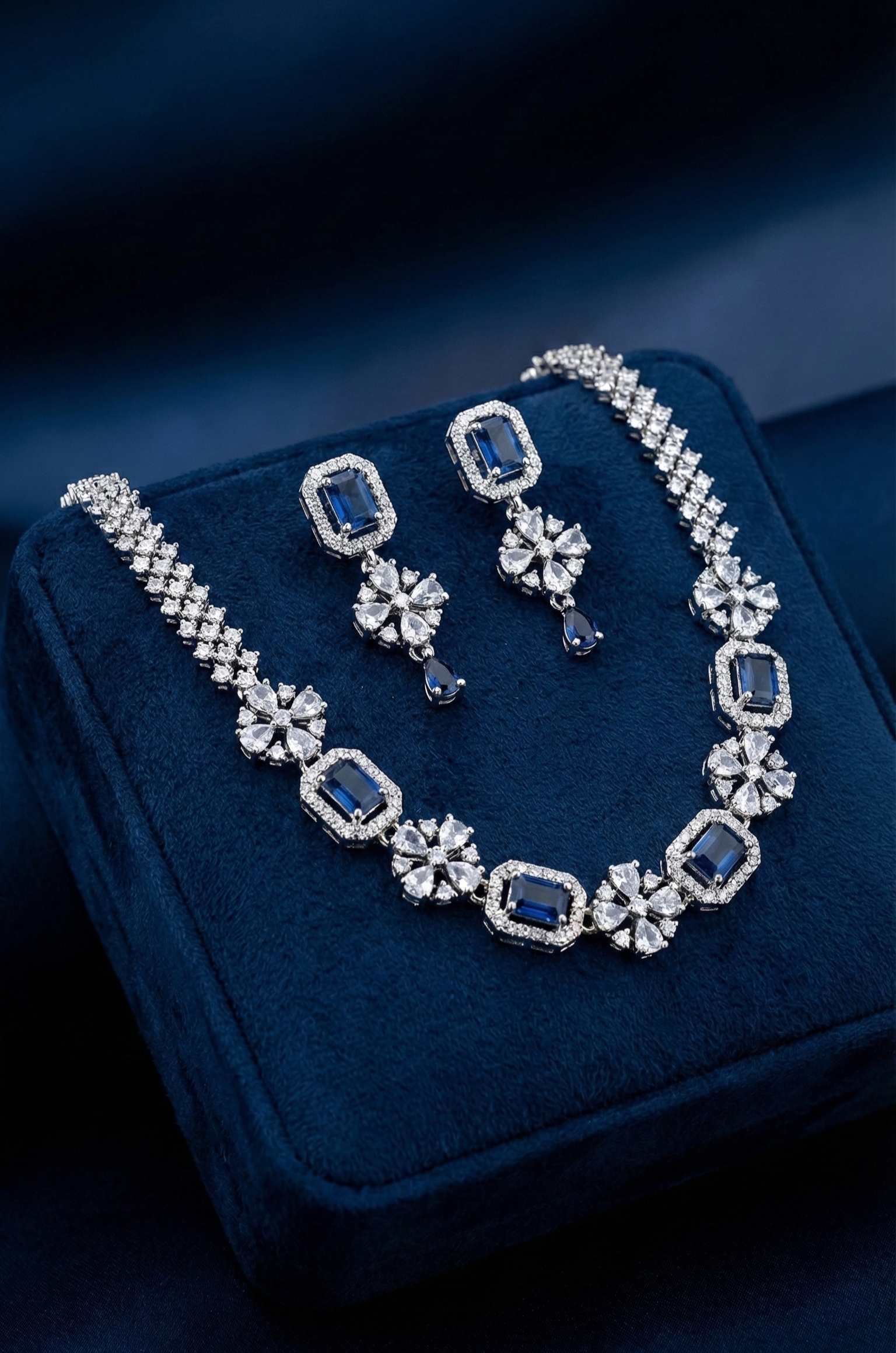  Necklace & Earring Set – Premium Sparkle Collection