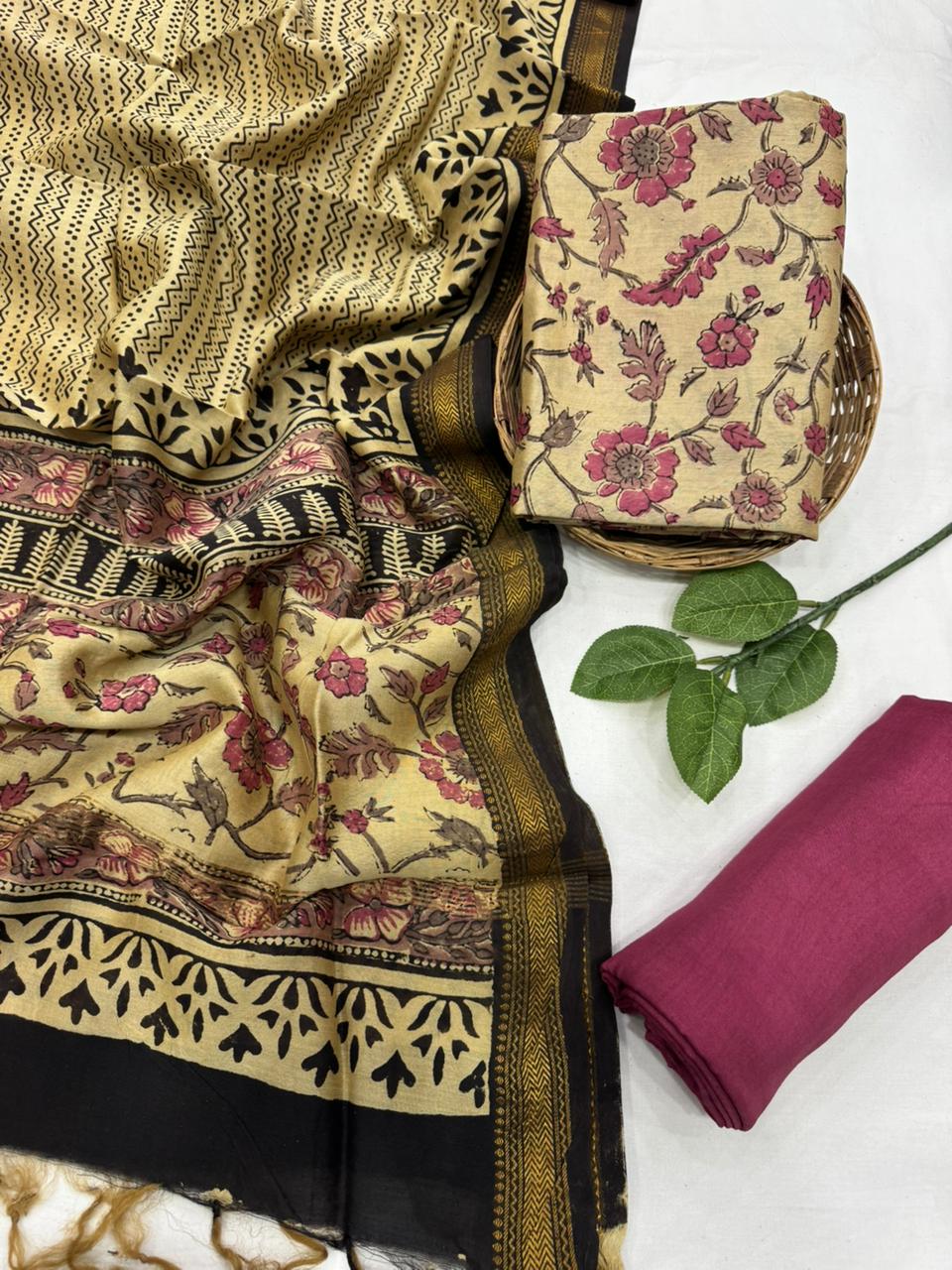 Exclusive maheshwari silk suit set with santoon pajama and pure maheshwari silk dupatta @2200+shipping 