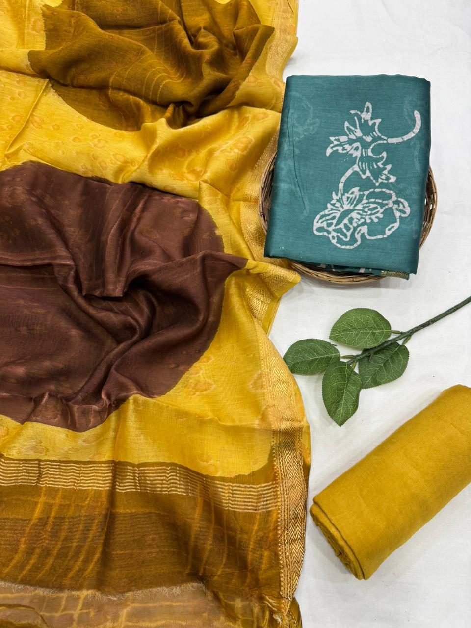 Exclusive maheshwari silk suit set with santoon pajama and pure maheshwari silk dupatta @2200+shipping