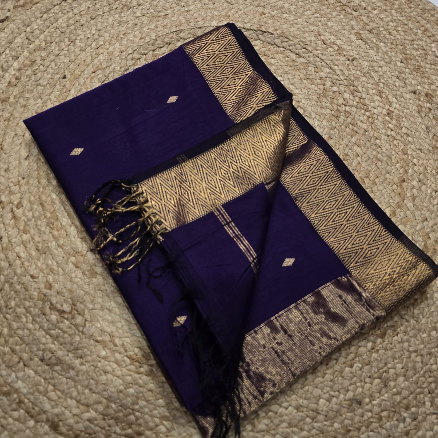 Nayantara Maheshwari handloom zari border butti saree 3750/- = Shipping