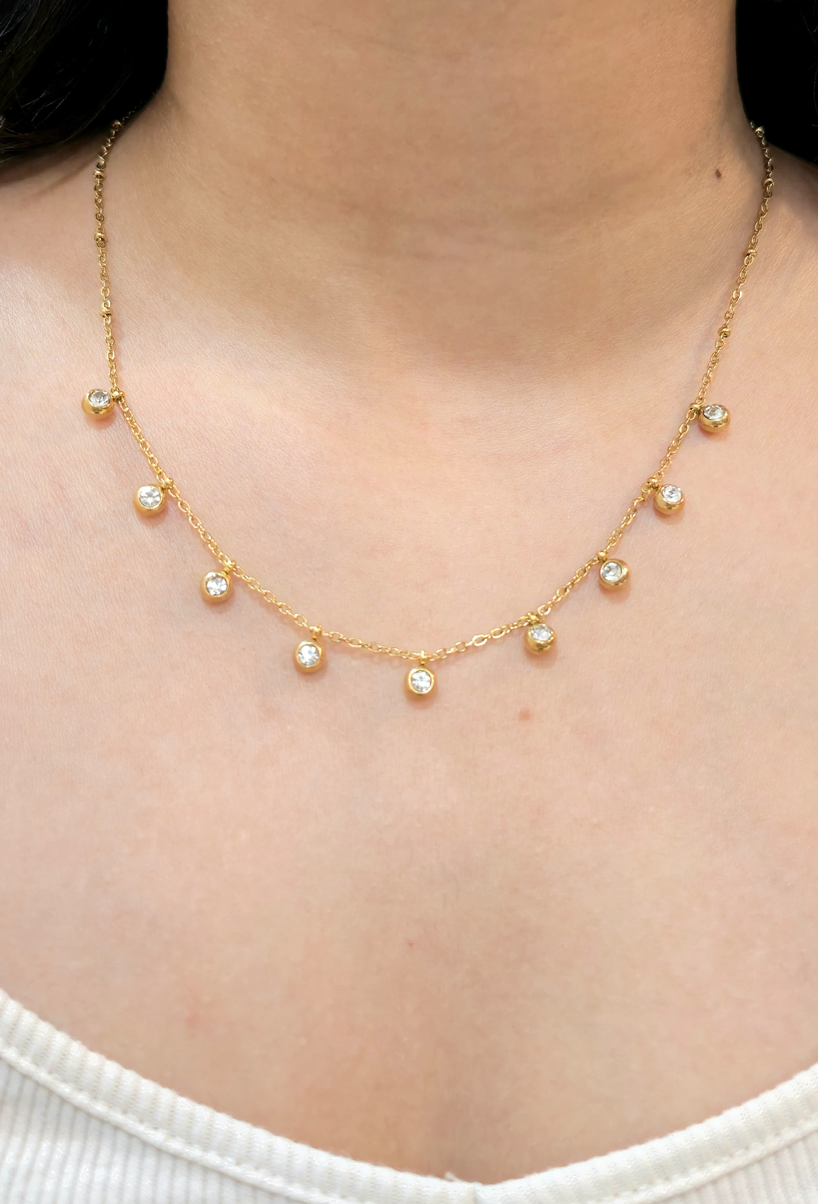 Gold Necklace with Pearls