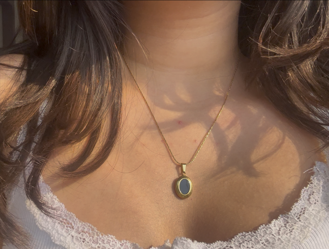 Gold Blackstone Necklace