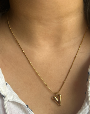 Gold Heart Pendant Necklace