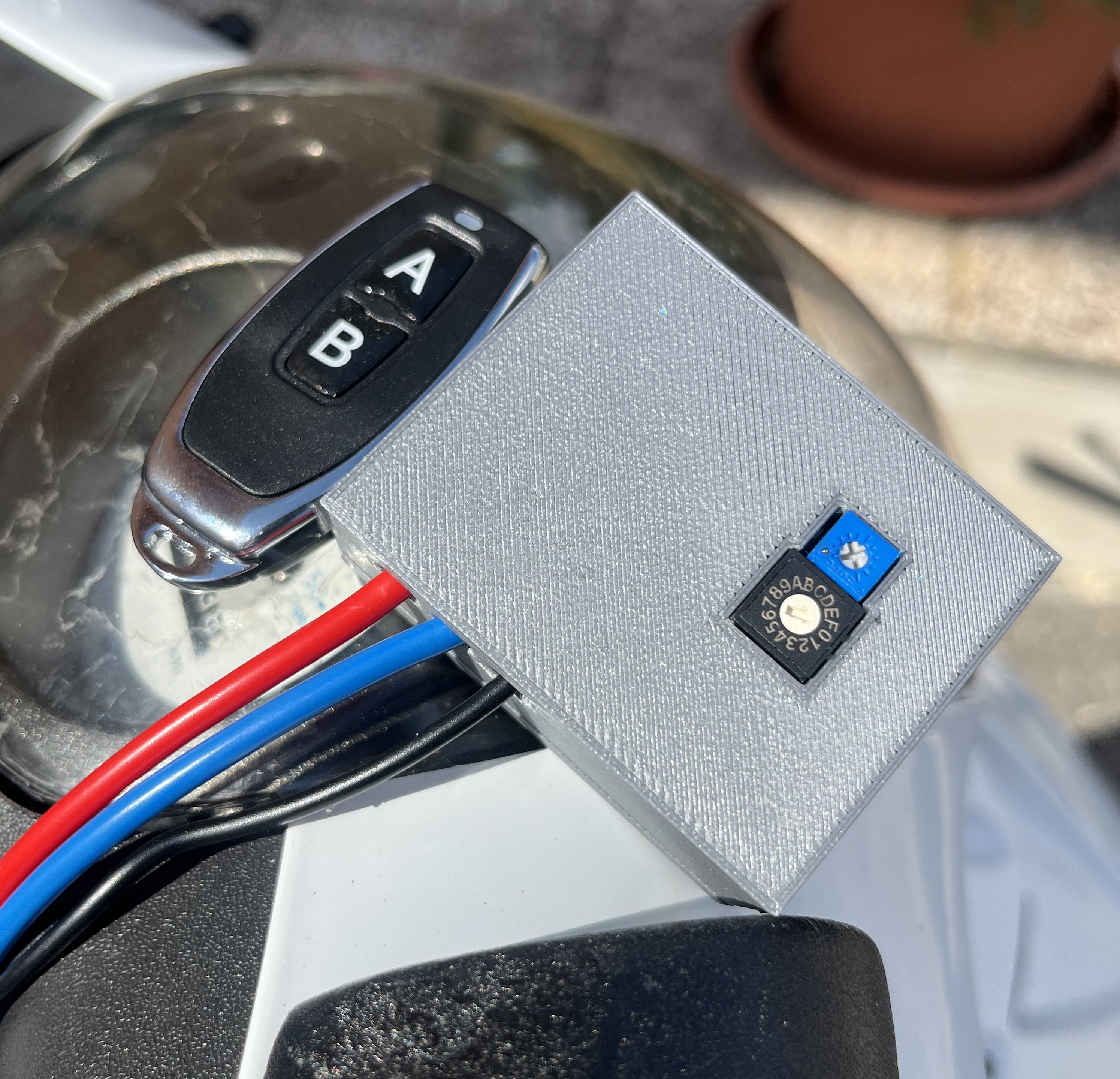 Adjustable RPM Limiter with Remote Control for 2T