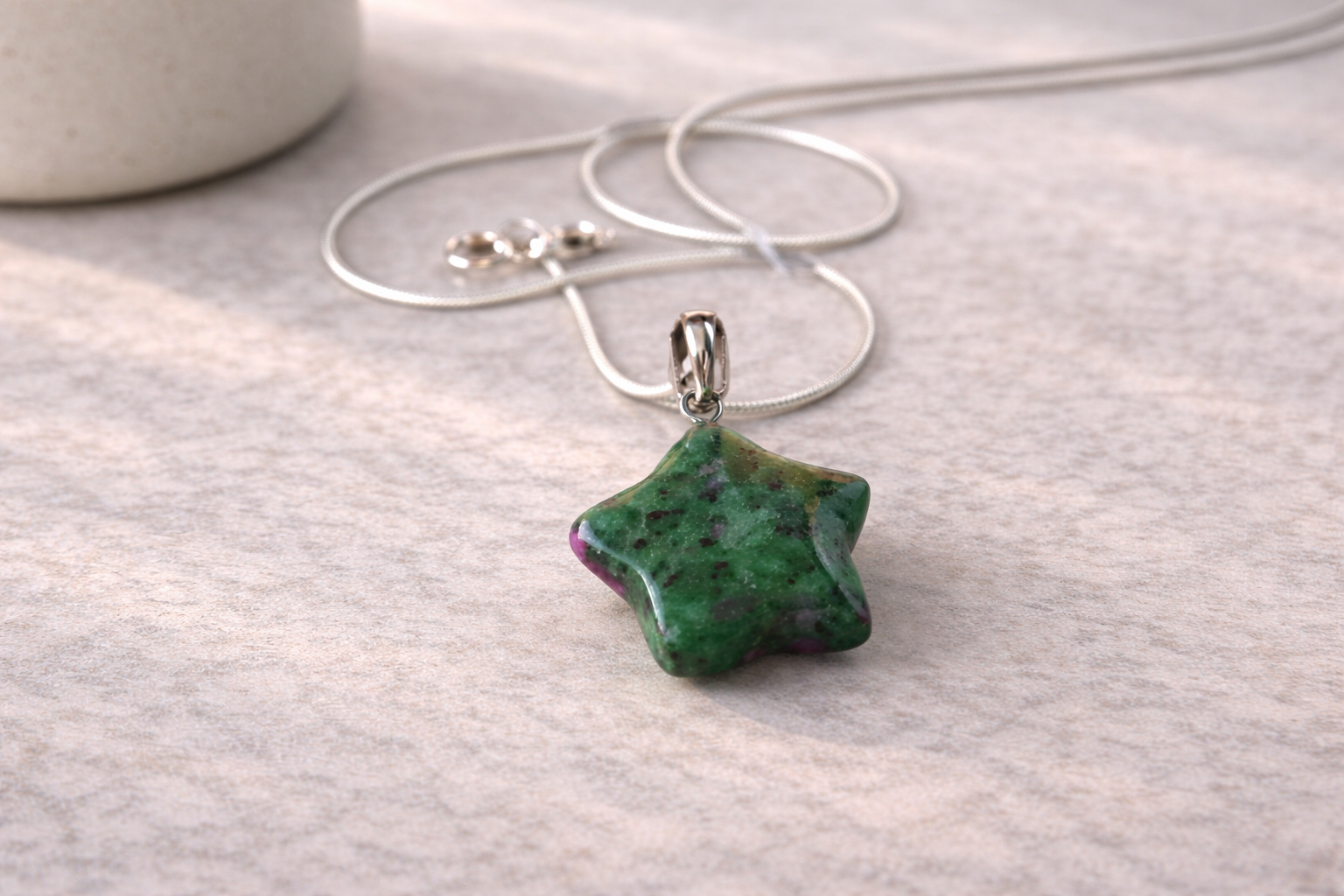 Colier Steaua Regenerării – Talisman Ruby Zoisit