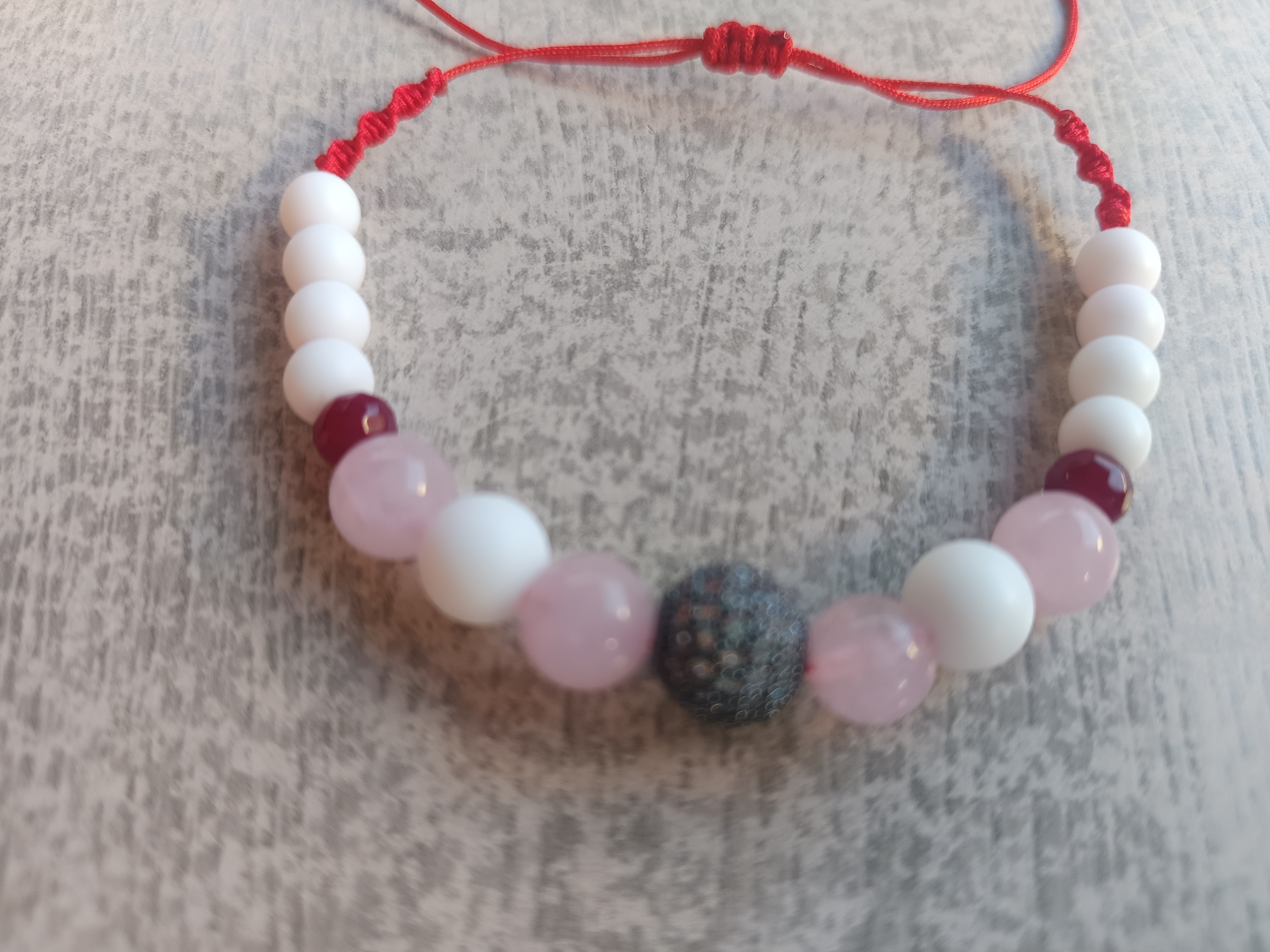 Brățară Lumina Cristalelor – Talisman cu Cuarț Roz și Agate 