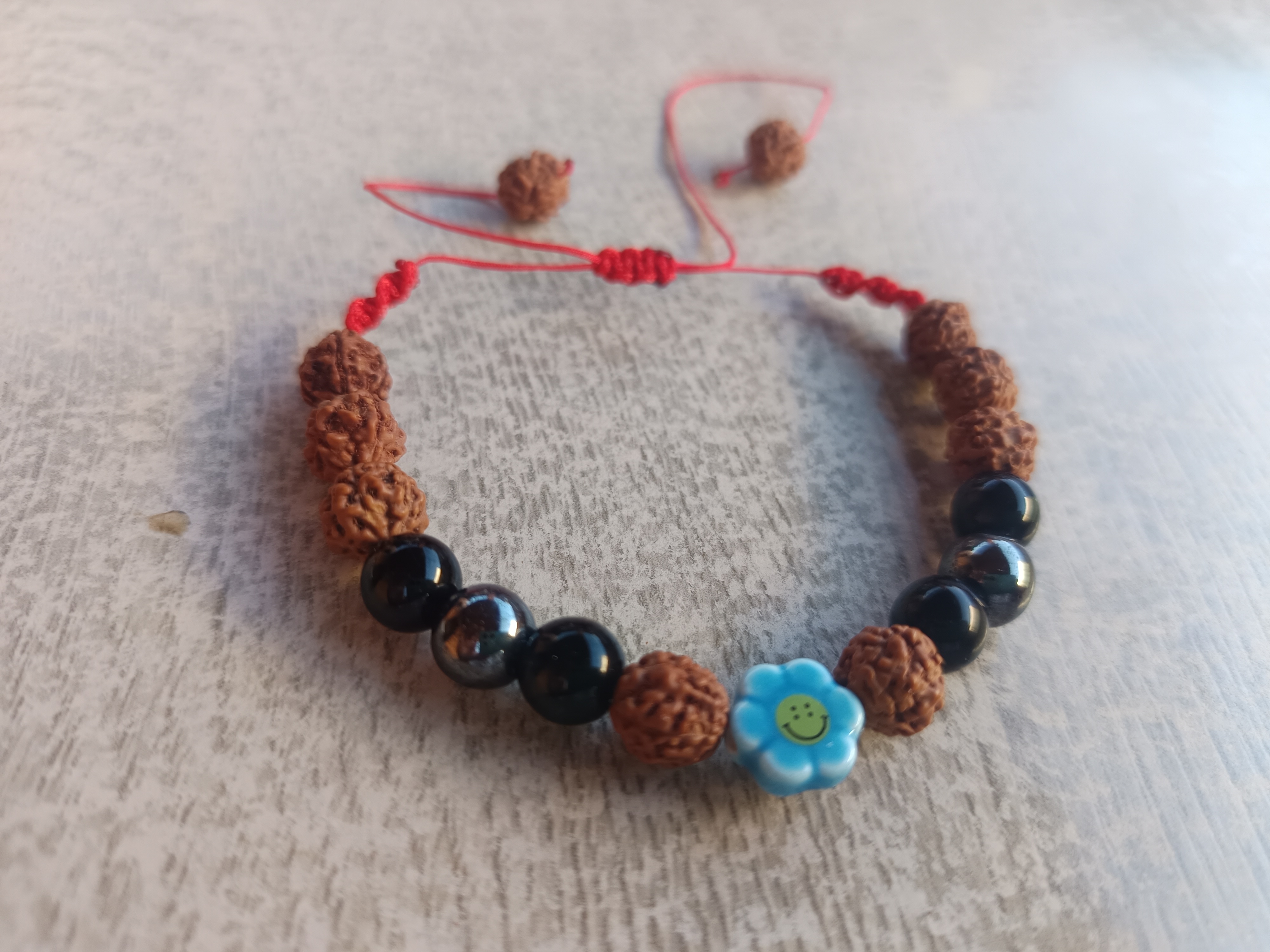 Brățară Optimism Zilnic – Talisman cu Rudraksha, Agate și Hematit