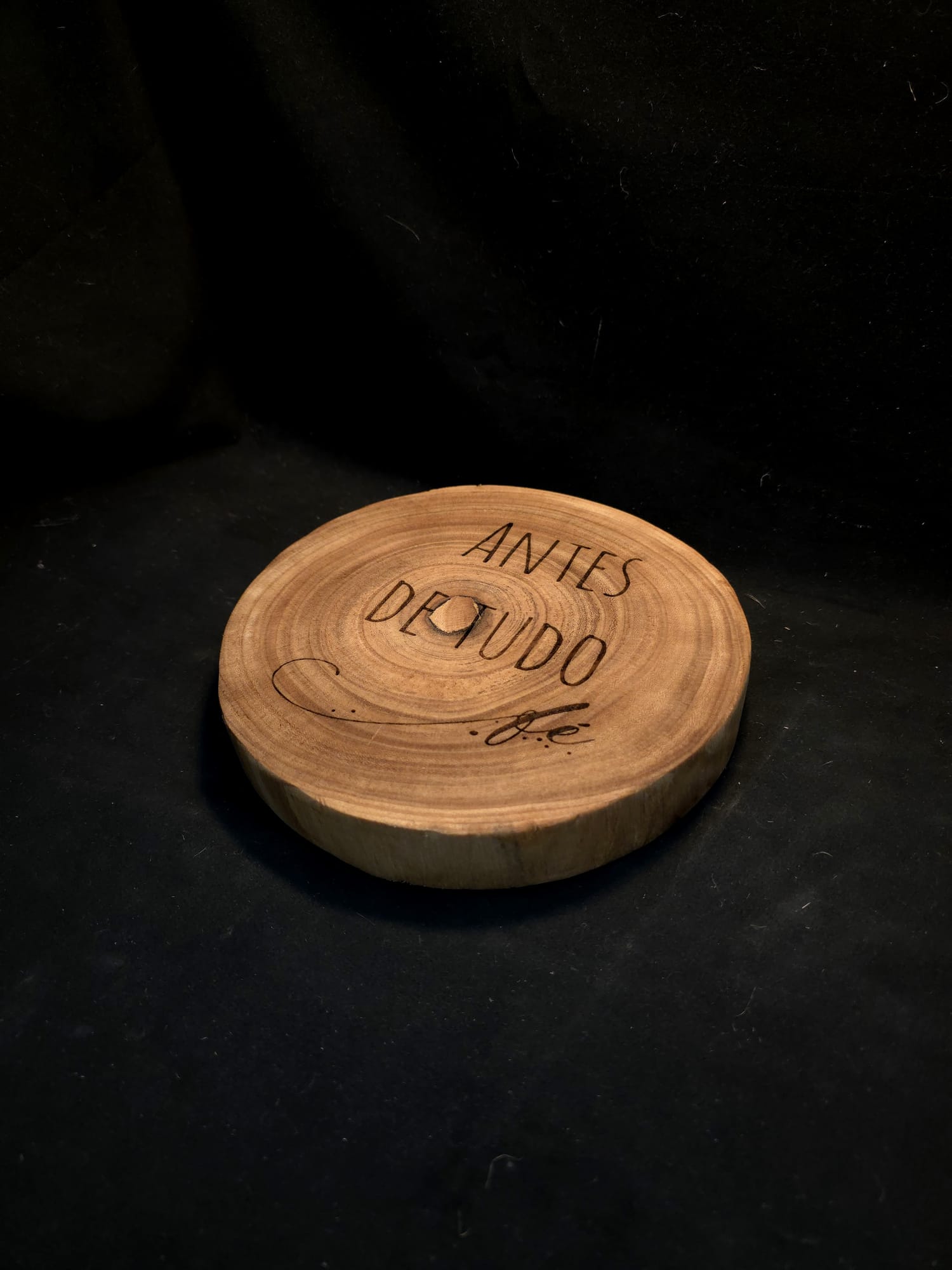 Base de madeira personalizada