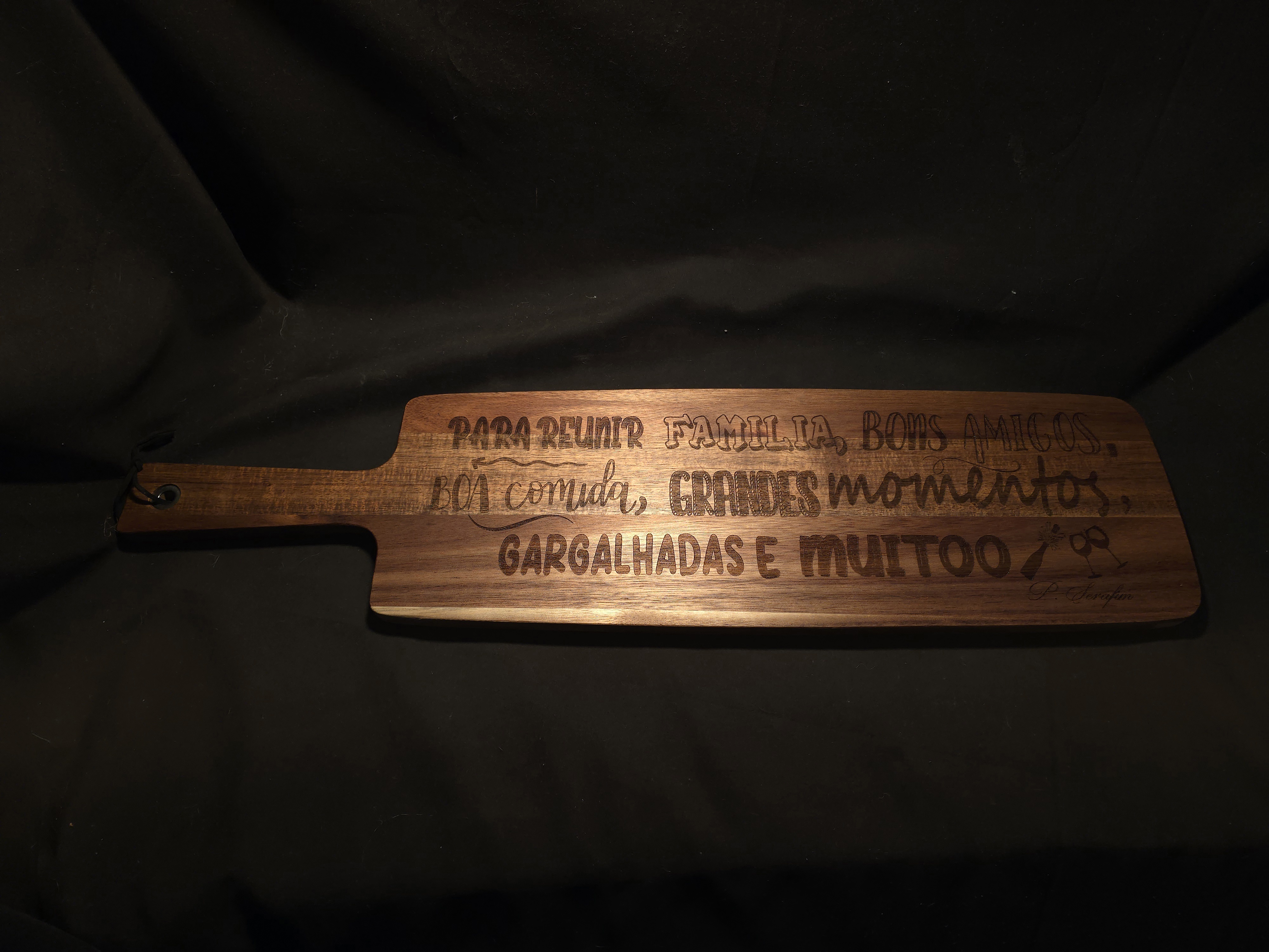 Tábua de Serviço em Acácia longa 