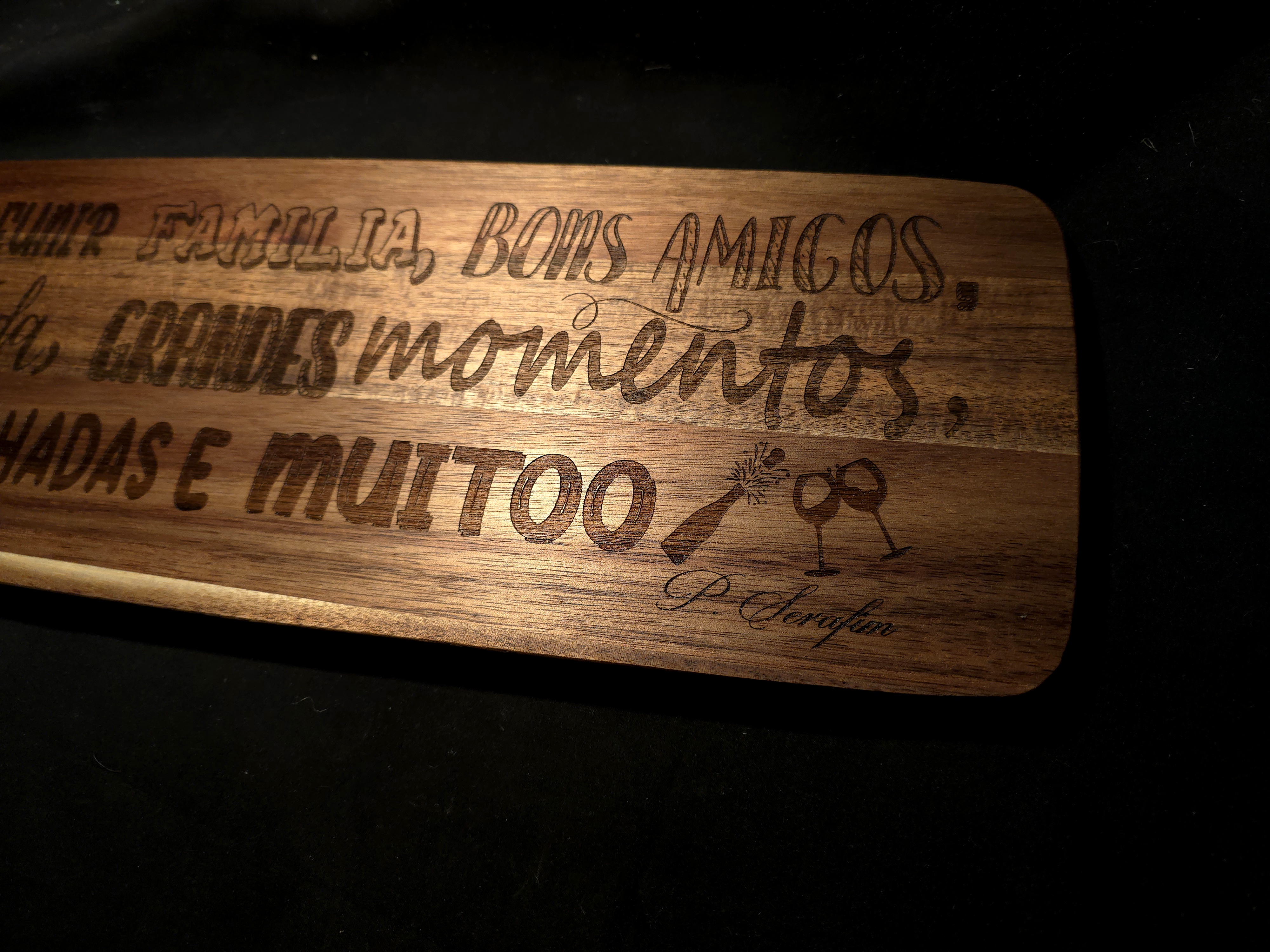 Tábua de Serviço em Acácia longa 