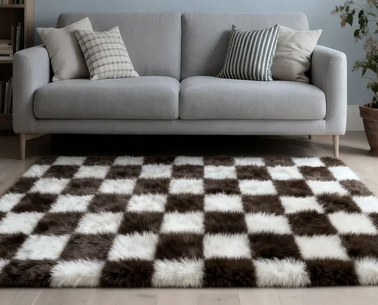 Checkered Shaggy Area Rug