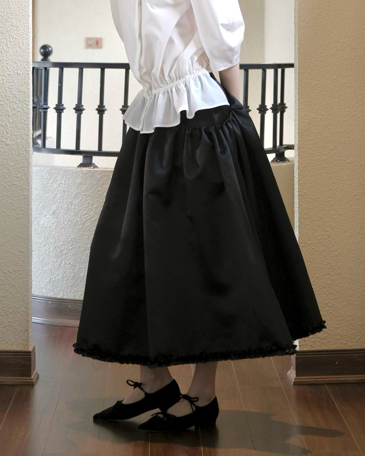 Chamber skirt