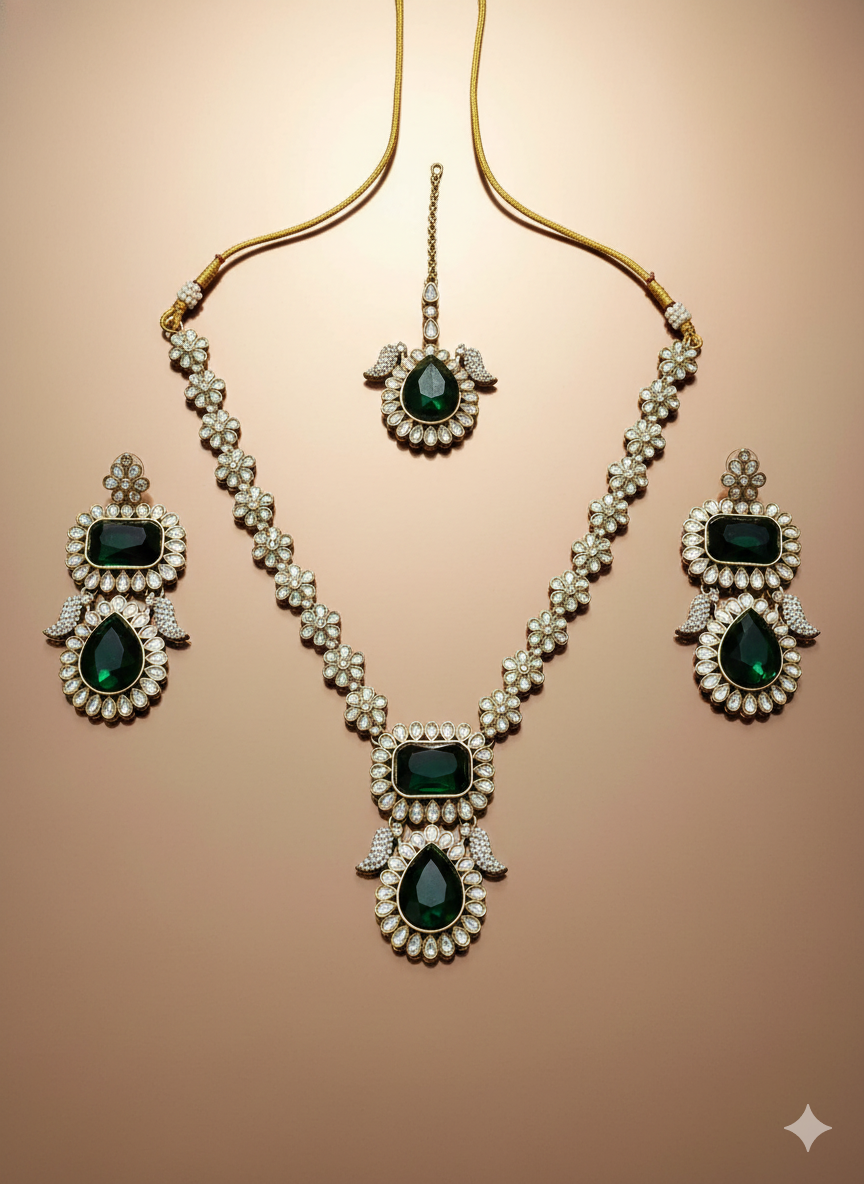 Emerald and diamond jewelry set