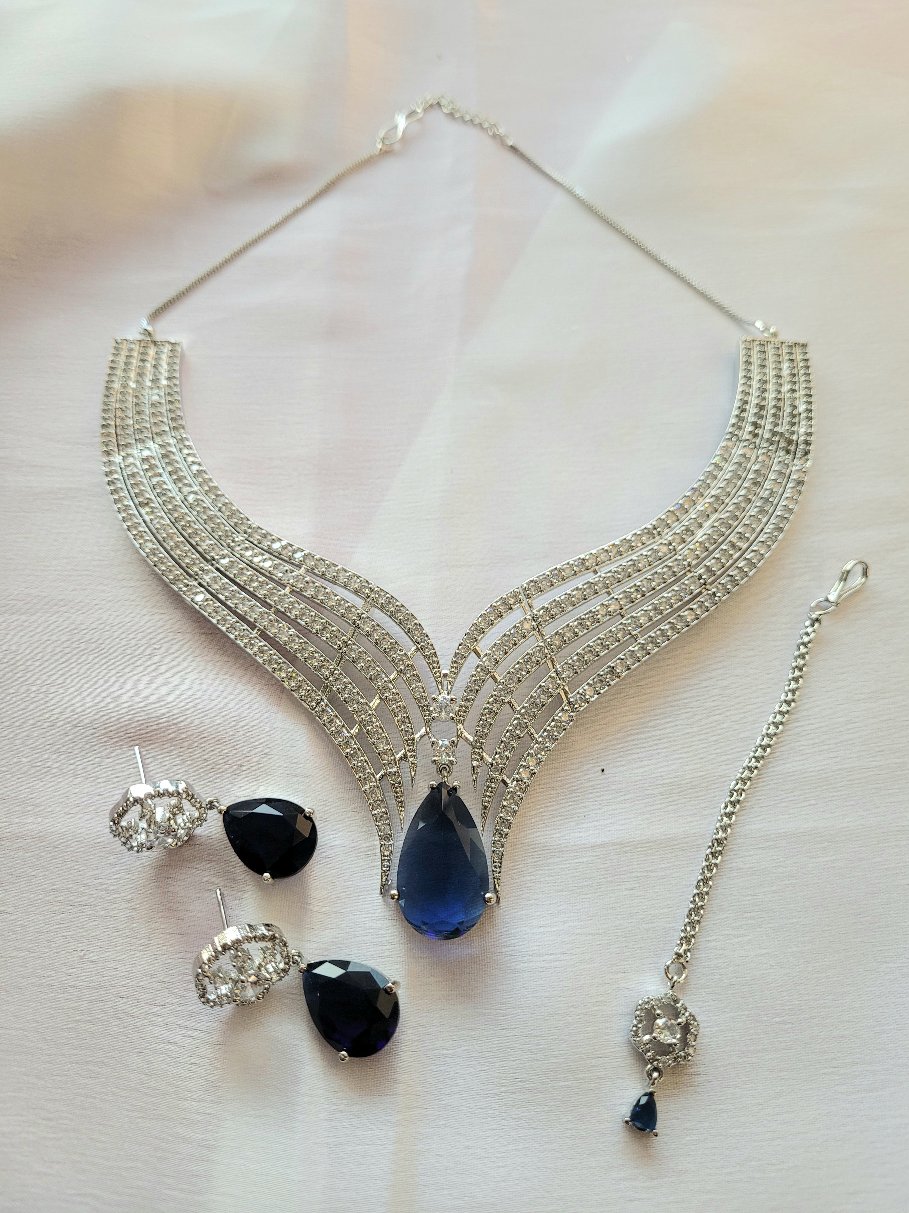 Elegant Sapphire Jewelry Set