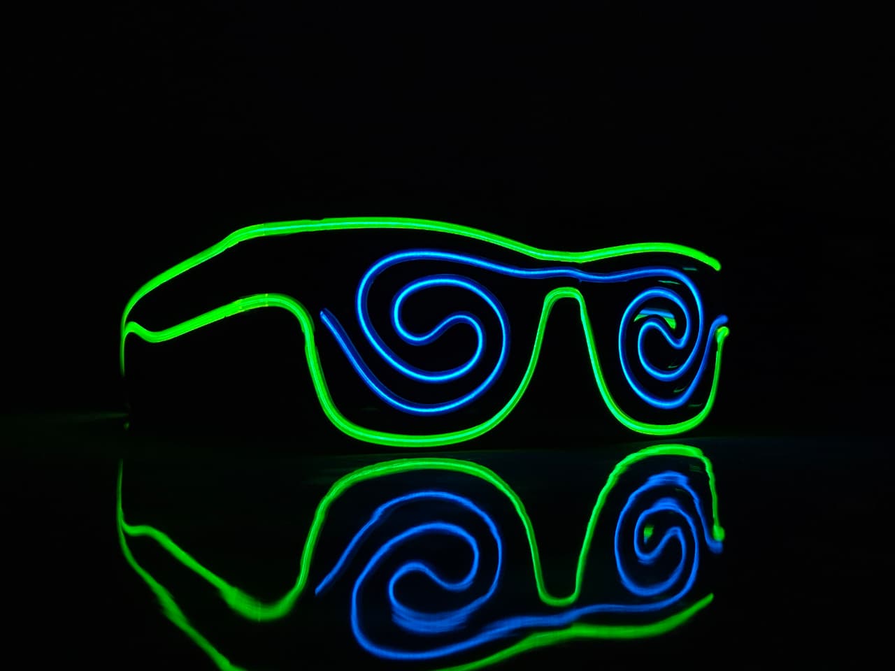 LED Neon Spiral Party Glasses