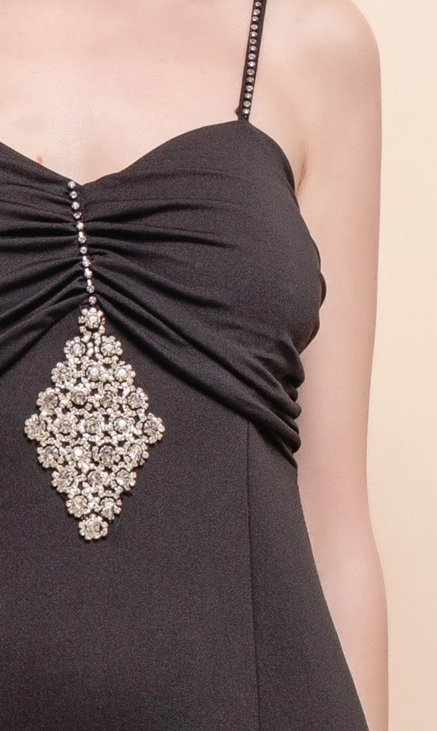 Robe longue noire élégante à bretelles strass