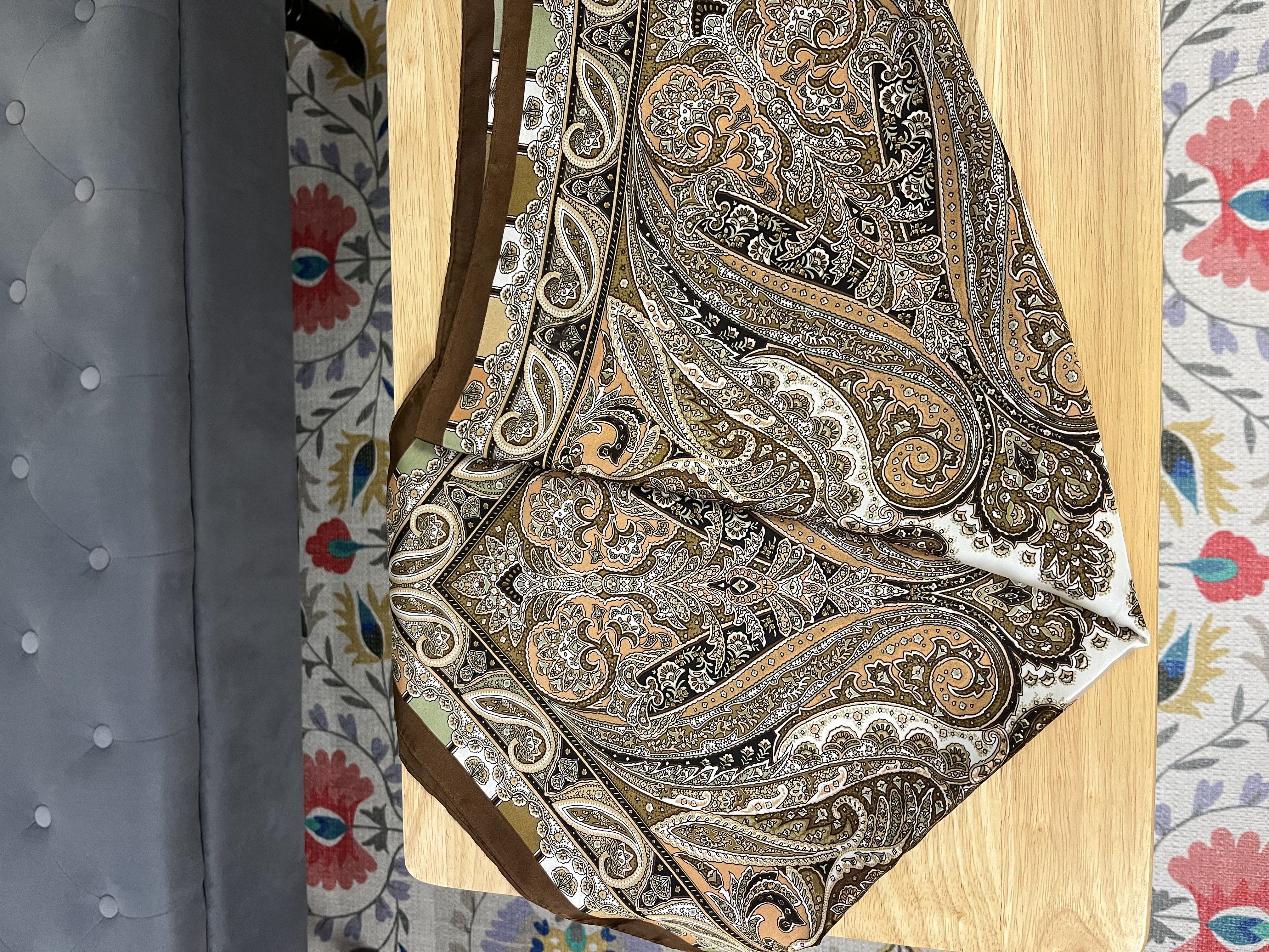 Classic square scarf