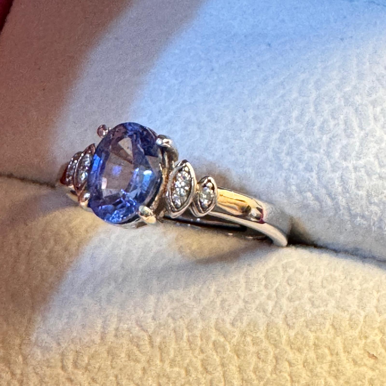  Sapphire in Silver Ring