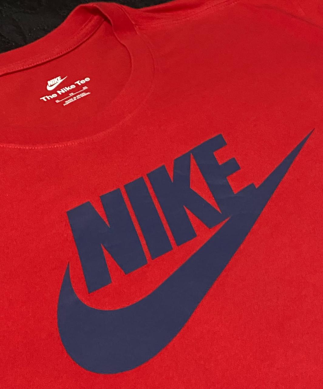 Camiseta Nike Vermelha