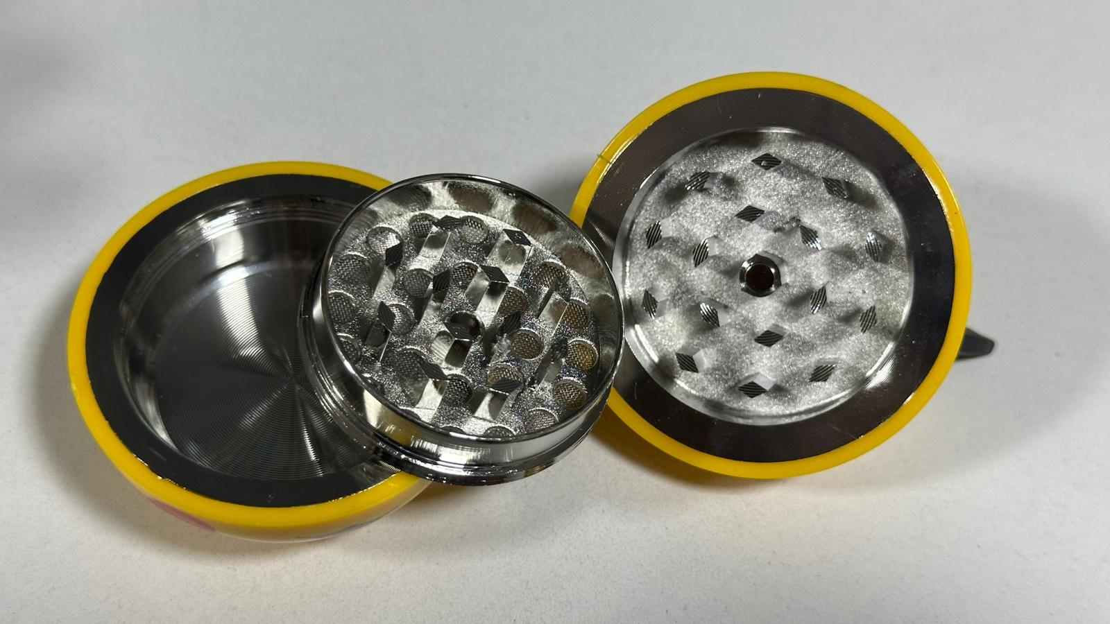 Grinder Pikachu 3 Partes – 55mm 