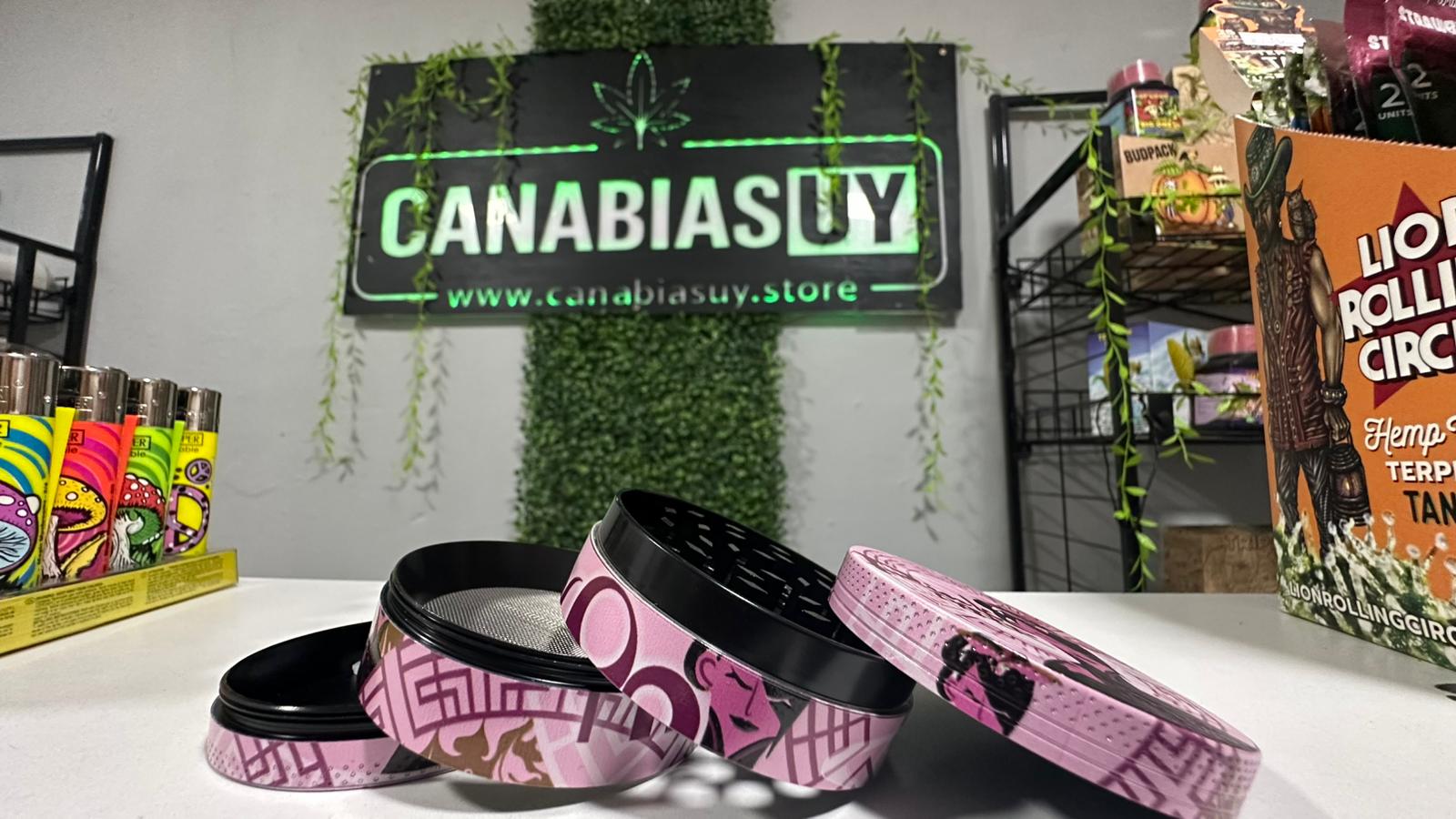  Grinder metálico Moon 4 Partes