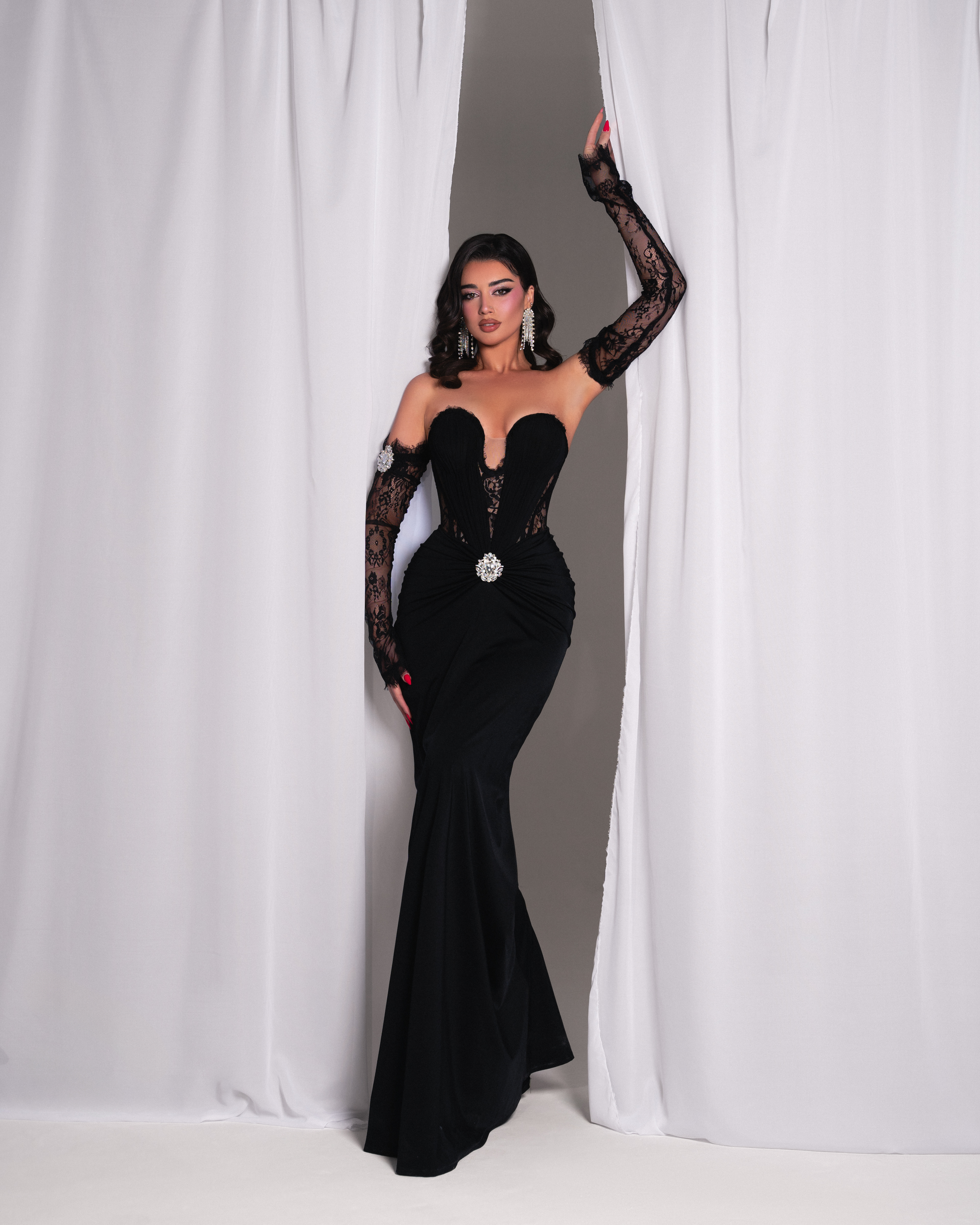 Le Brielle - Spring Collection - Irisi Black Dress