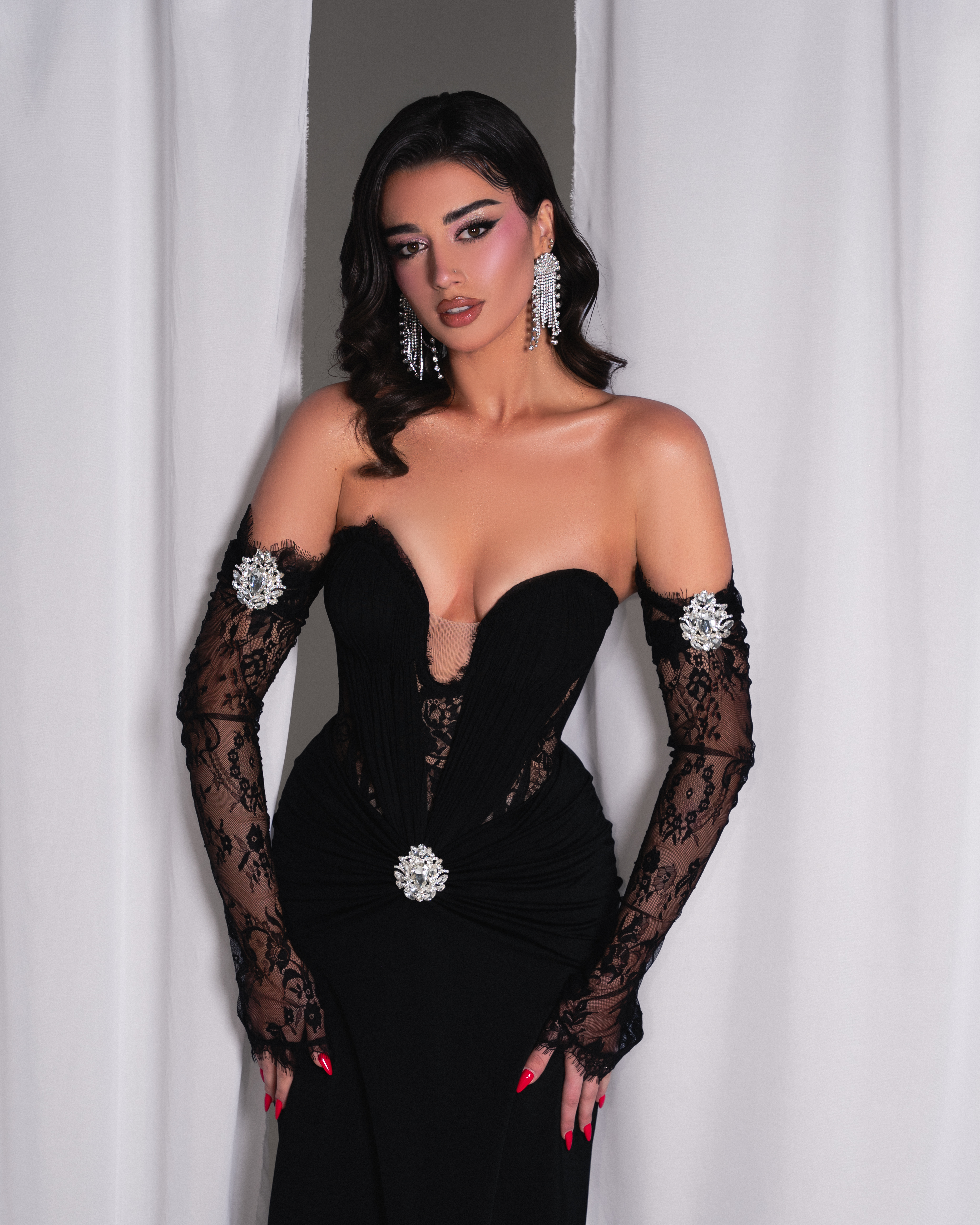 Le Brielle - Spring Collection - Irisi Black Dress